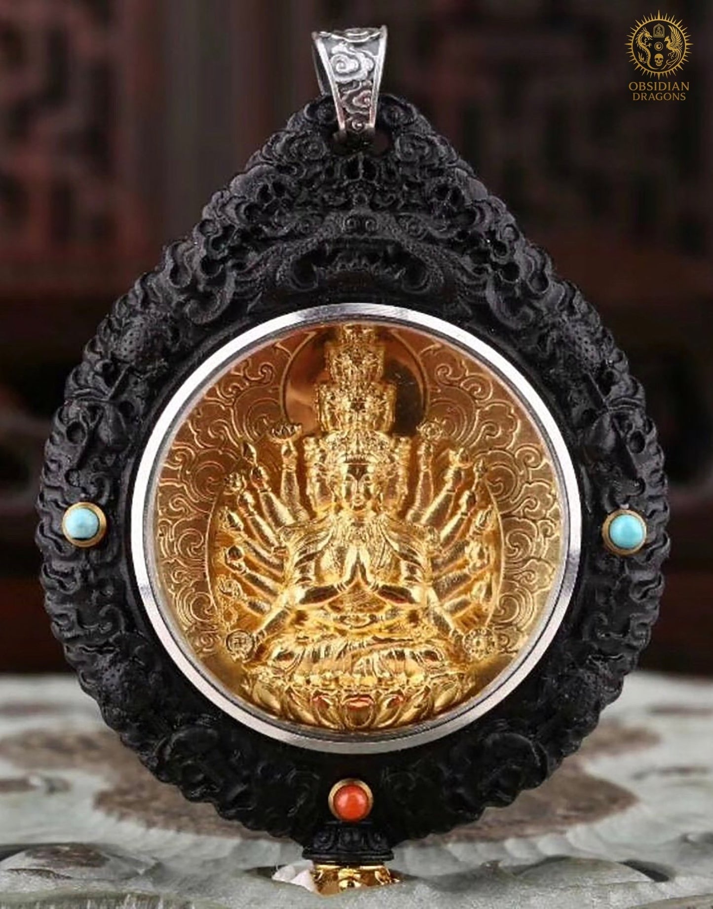 Amulette Bouddhiste -Bodhisattva Chenrezig - Ébène Or & Turquoise | obsidian dragons