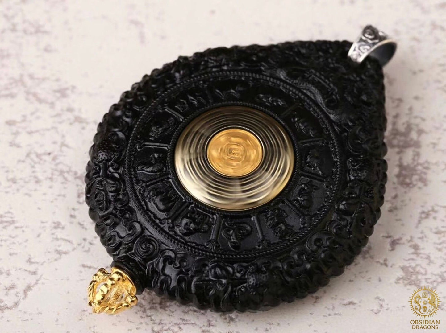 Amulette Bouddhiste - Bouddha Amitabha – Ébène, Or & Turquoise | obsidian dragons