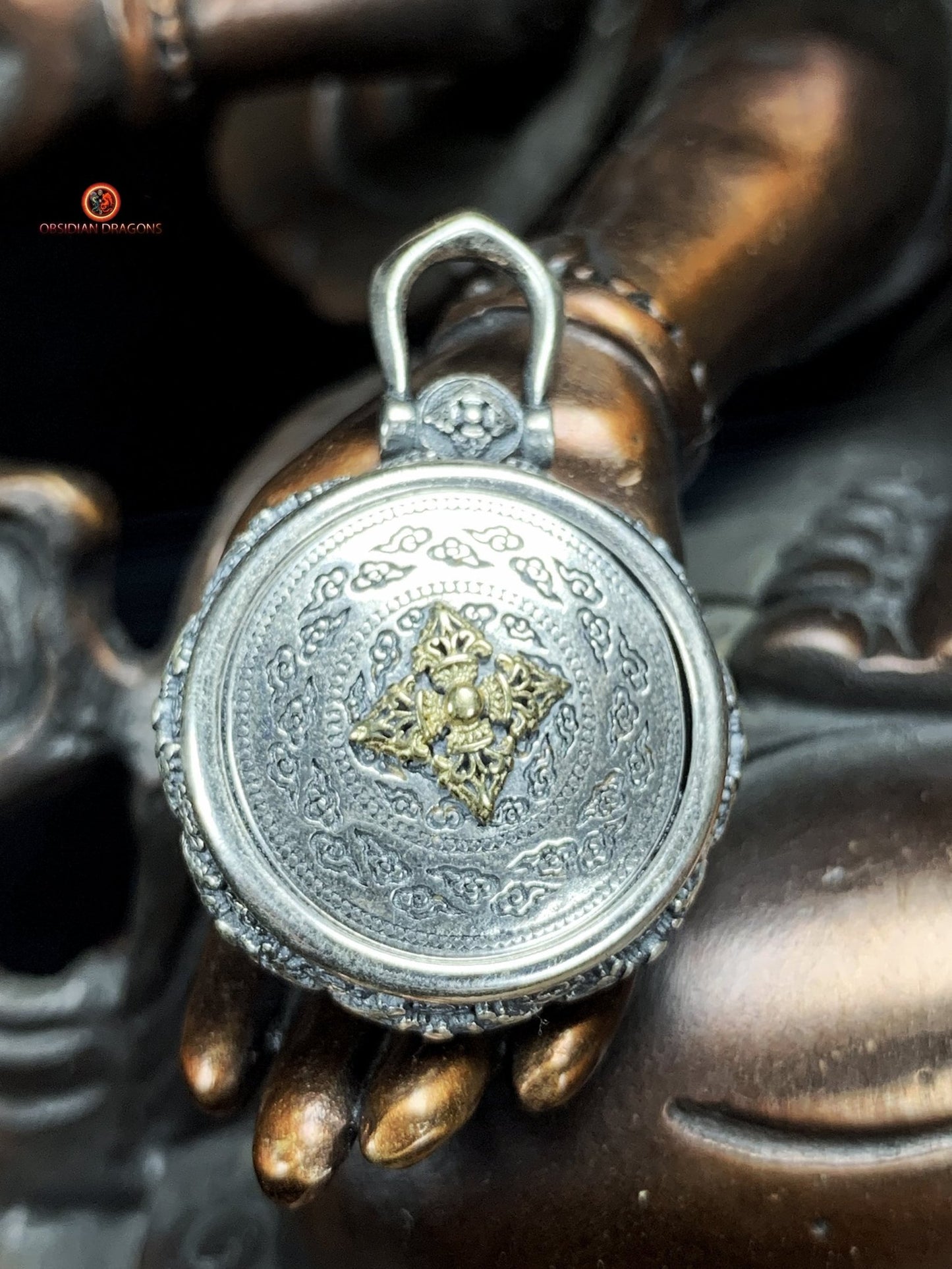 Amulette Bouddhiste en Argent - Double Dorje Rotatif | obsidian dragons