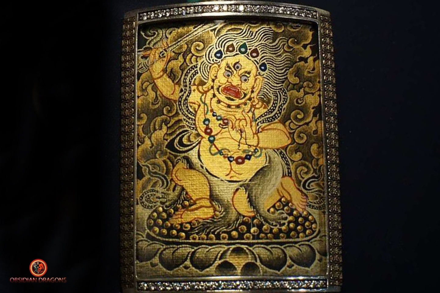 Amulette Tibétaine Acala- Tangka Or Noir et Diamant | obsidian dragons