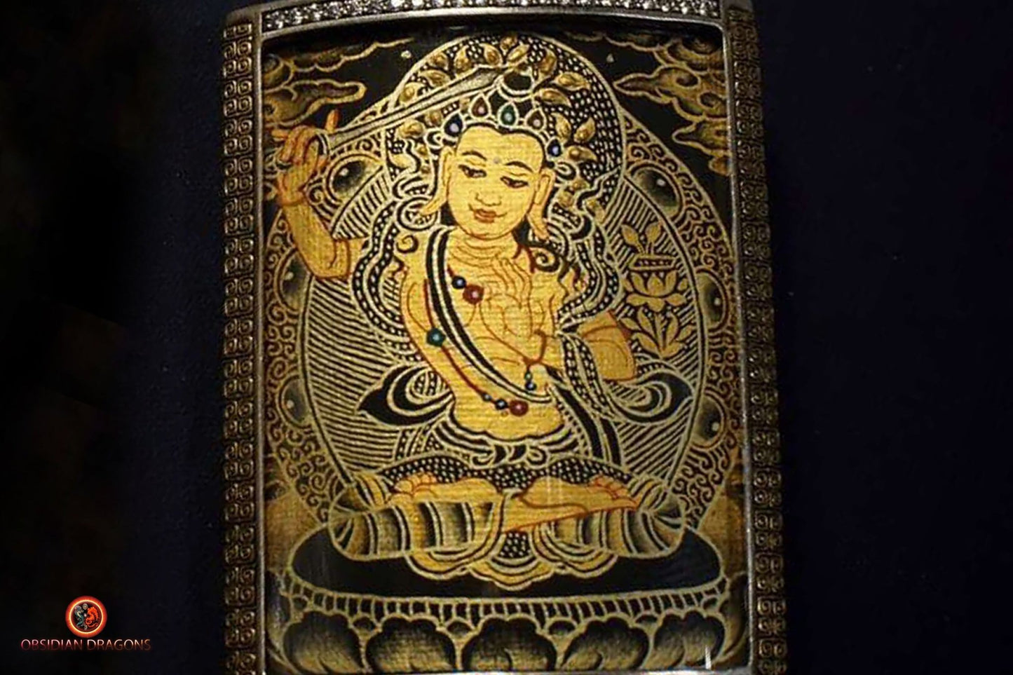Amulette tibétaine Manjushri - Tangka - Or noir et diamant | obsidian dragons