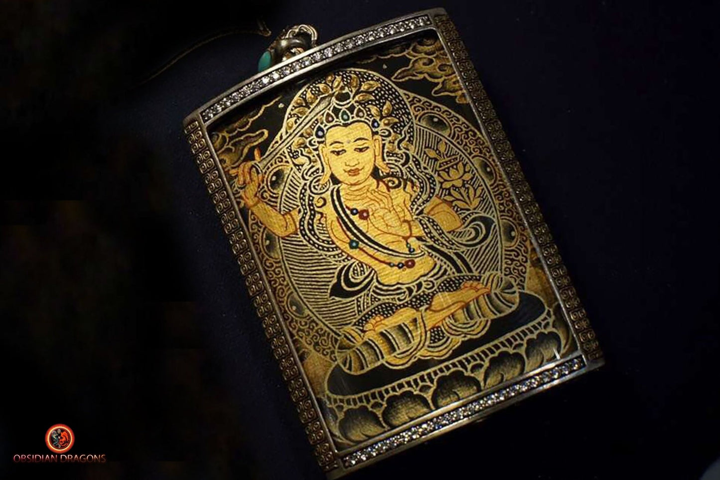 Amulette tibétaine Manjushri - Tangka - Or noir et diamant | obsidian dragons