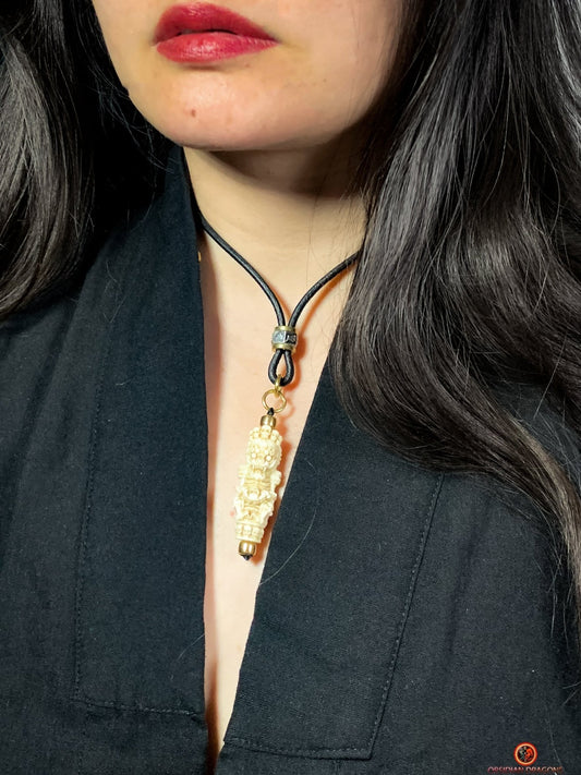 Amulette bouddhiste tibétaine rare - Citipati en bois de cerf | obsidian dragons