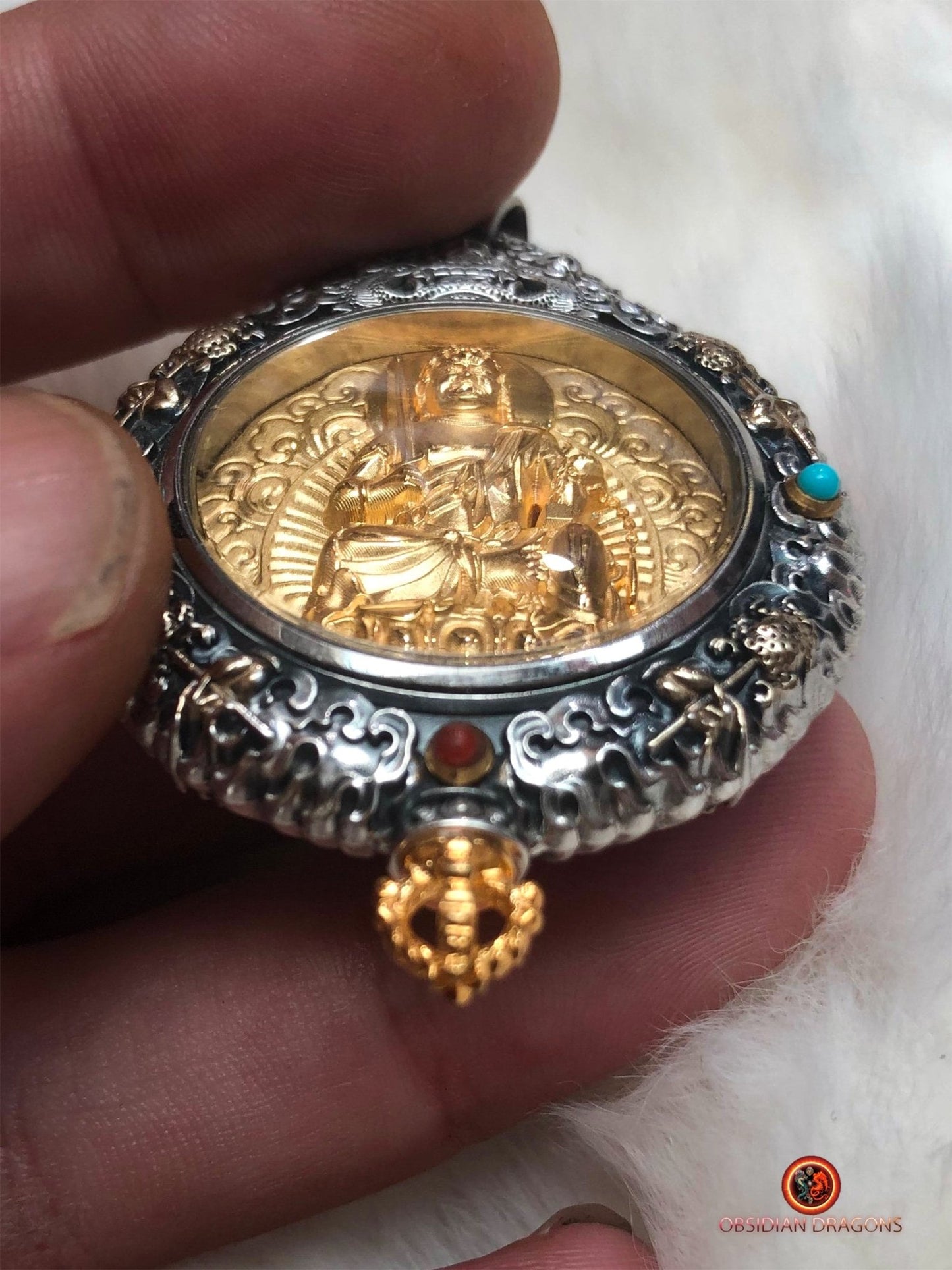 Amulette du Bouddha Acala - Protection du Bagua Luo Pan | obsidian dragons