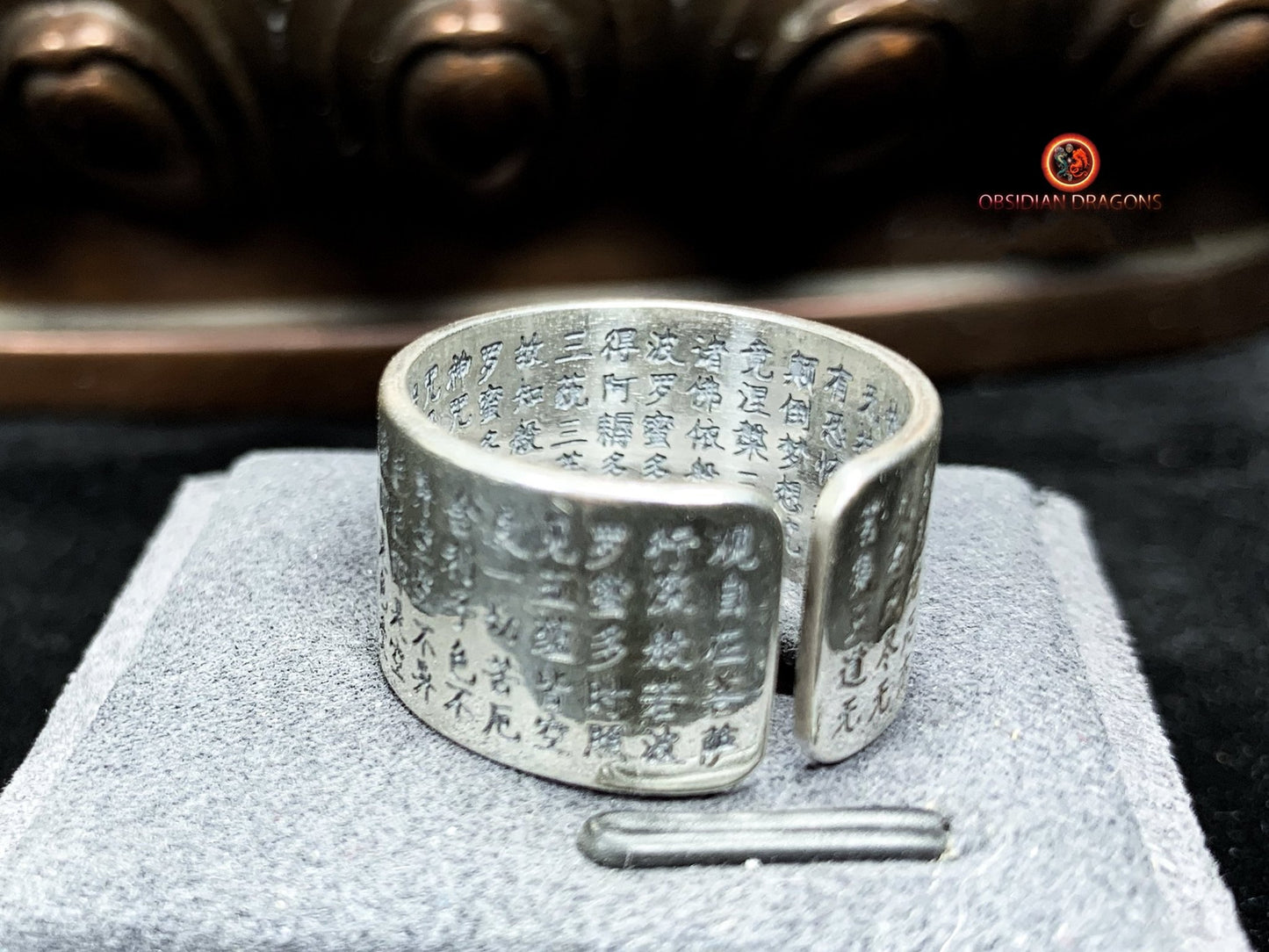 Bague bouddhiste en argent - Manjushri - Sutra du Cœur | obsidian dragons