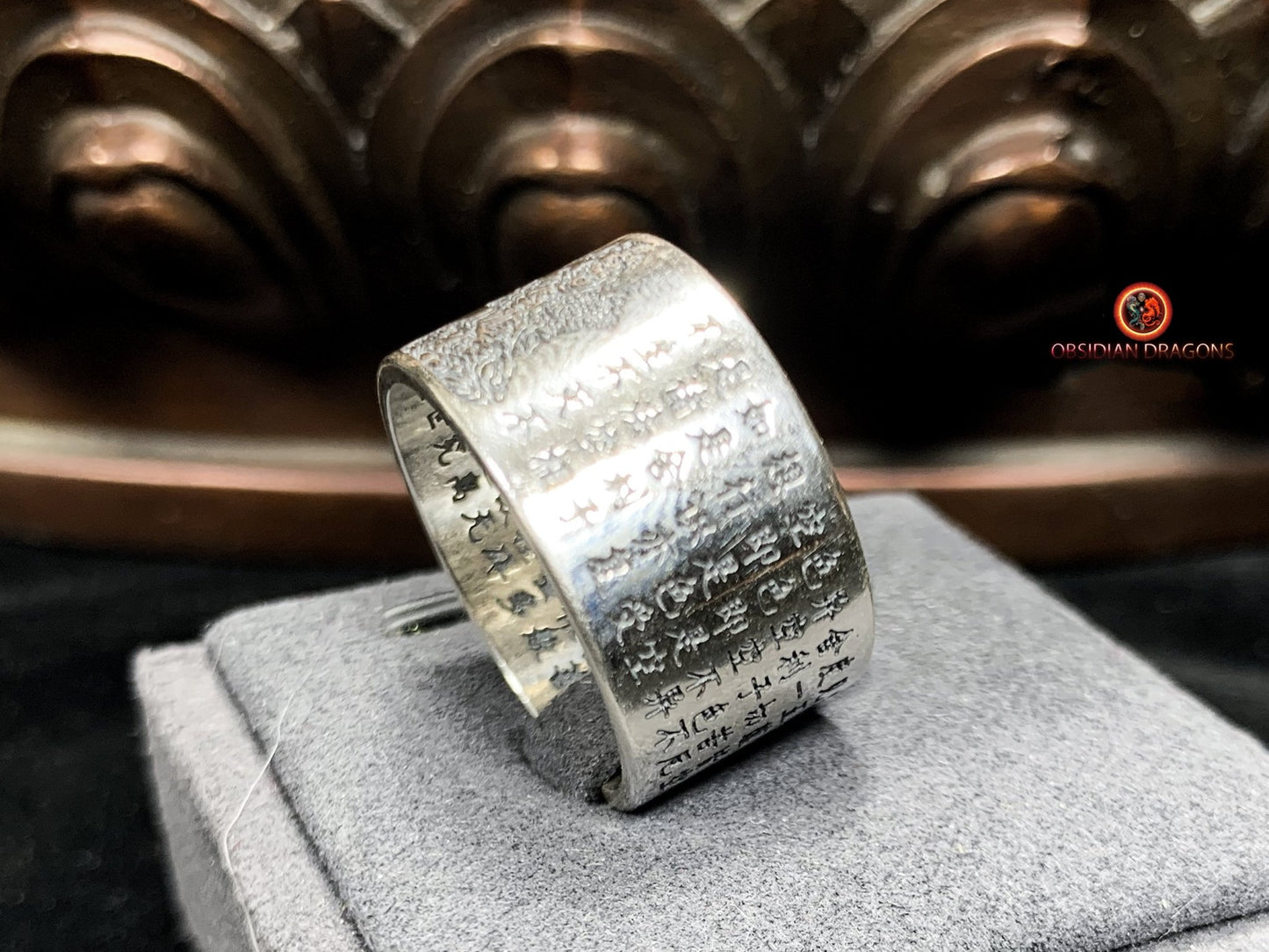 Bague bouddhiste en argent - Manjushri - Sutra du Cœur | obsidian dragons