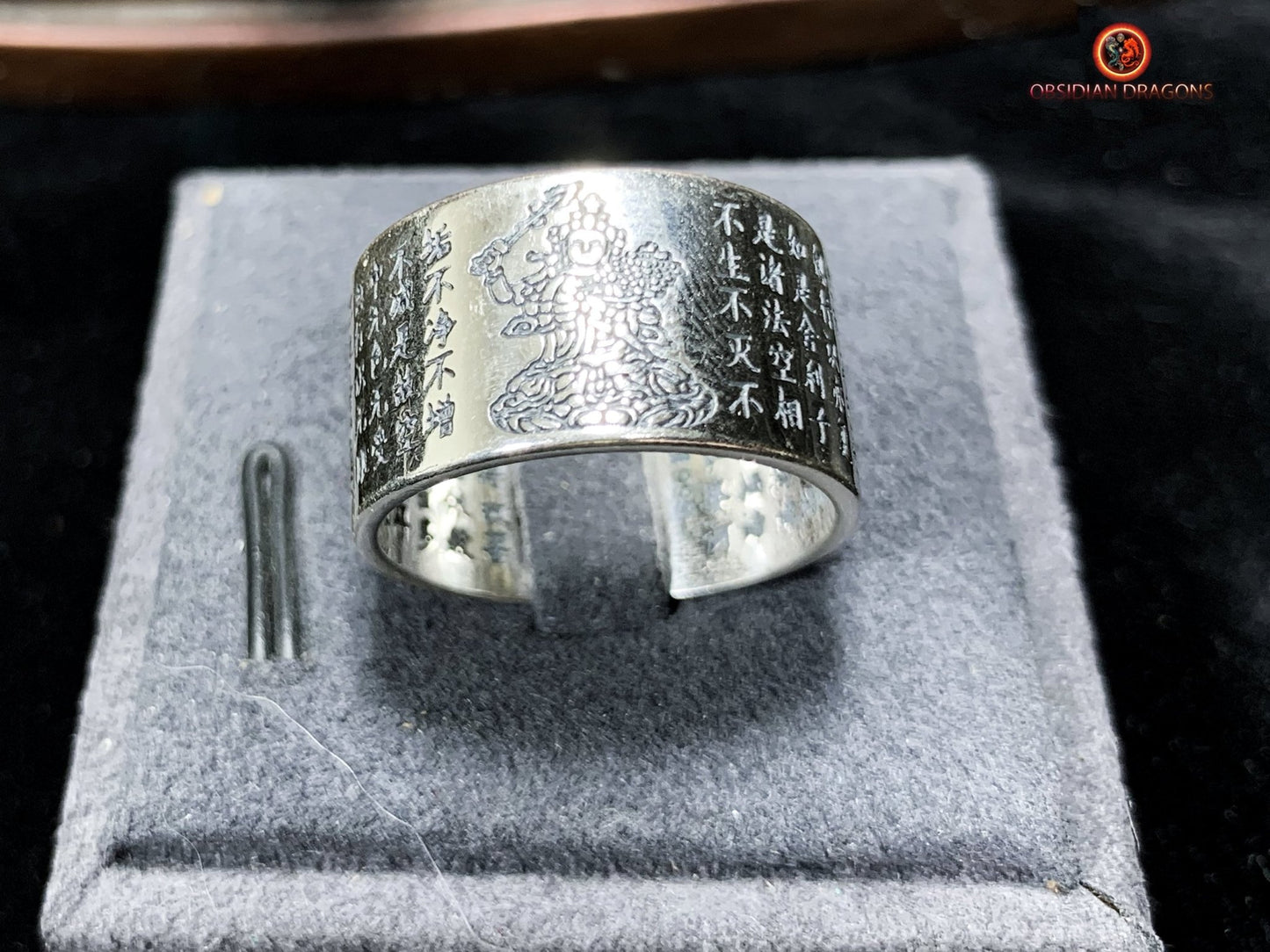 Bague bouddhiste en argent - Manjushri - Sutra du Cœur | obsidian dragons