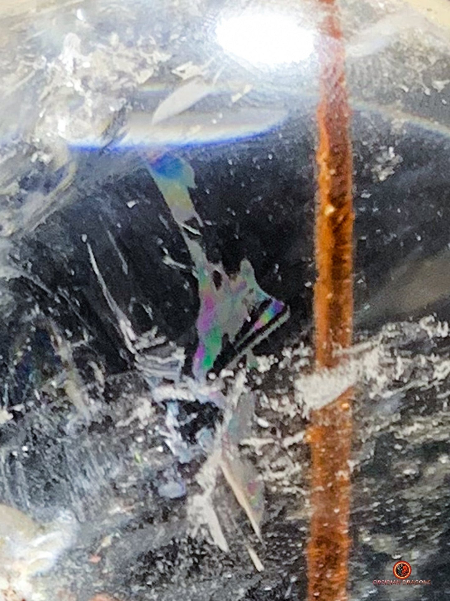 Boule de Cristal de Roche - Inclusion Unique de Tourmaline | obsidian dragons
