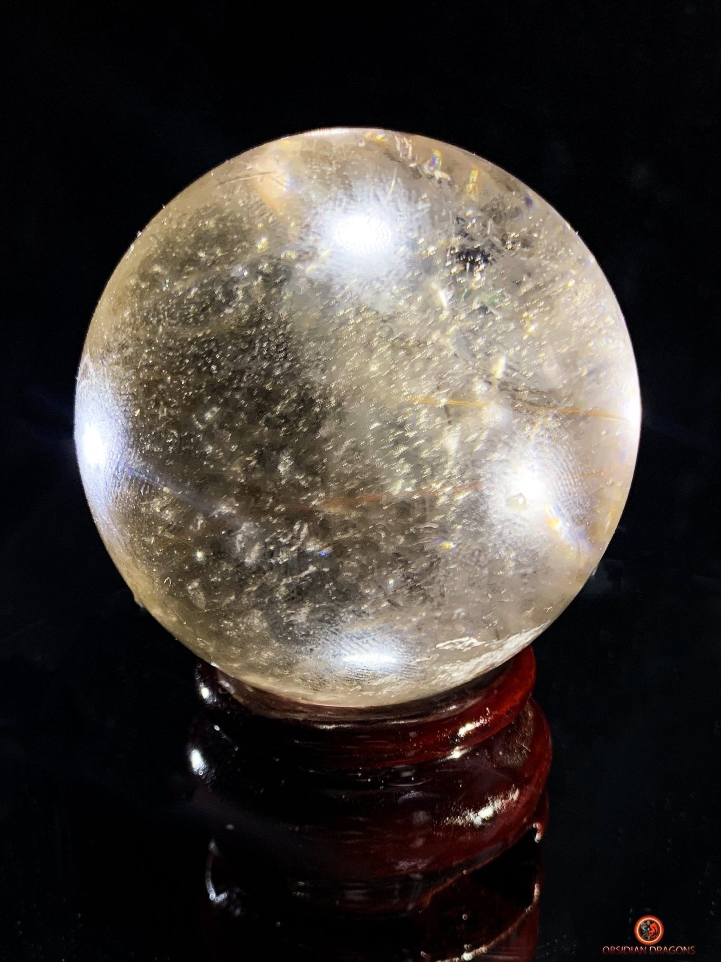 Boule de Quartz Fumé à Rutiles – Reflets Arc-en-Ciel | obsidian dragons
