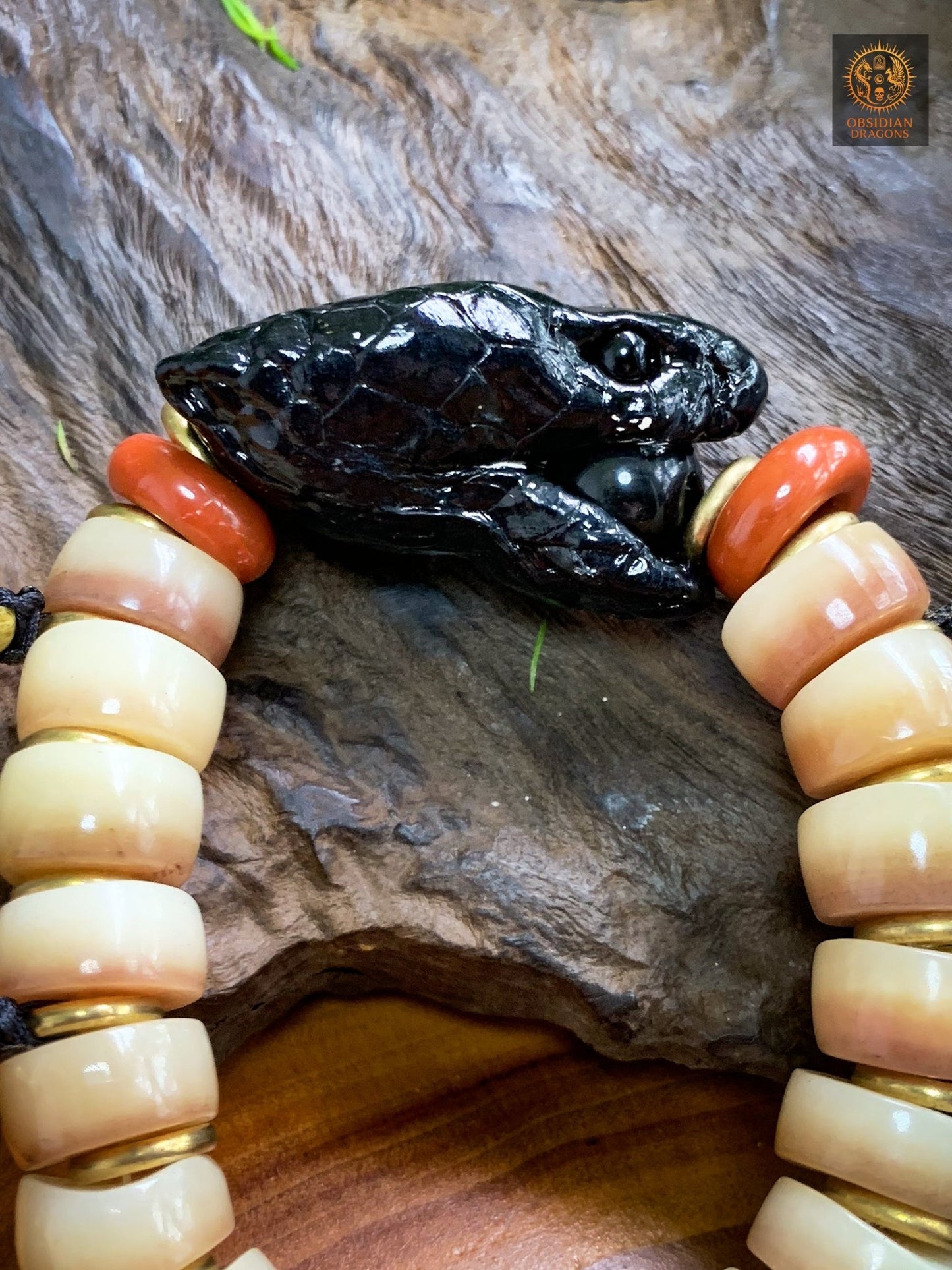 Bracelet Chamanique-Cobra et os-Rituel tantrique Himalayen | obsidian dragons