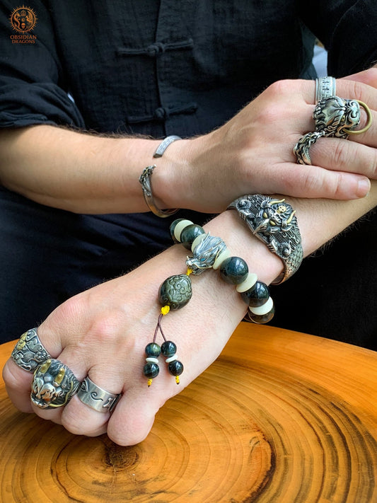 Bracelet Dragon en Œil de Faucon – Tête de Dragon en Argent | obsidian dragons