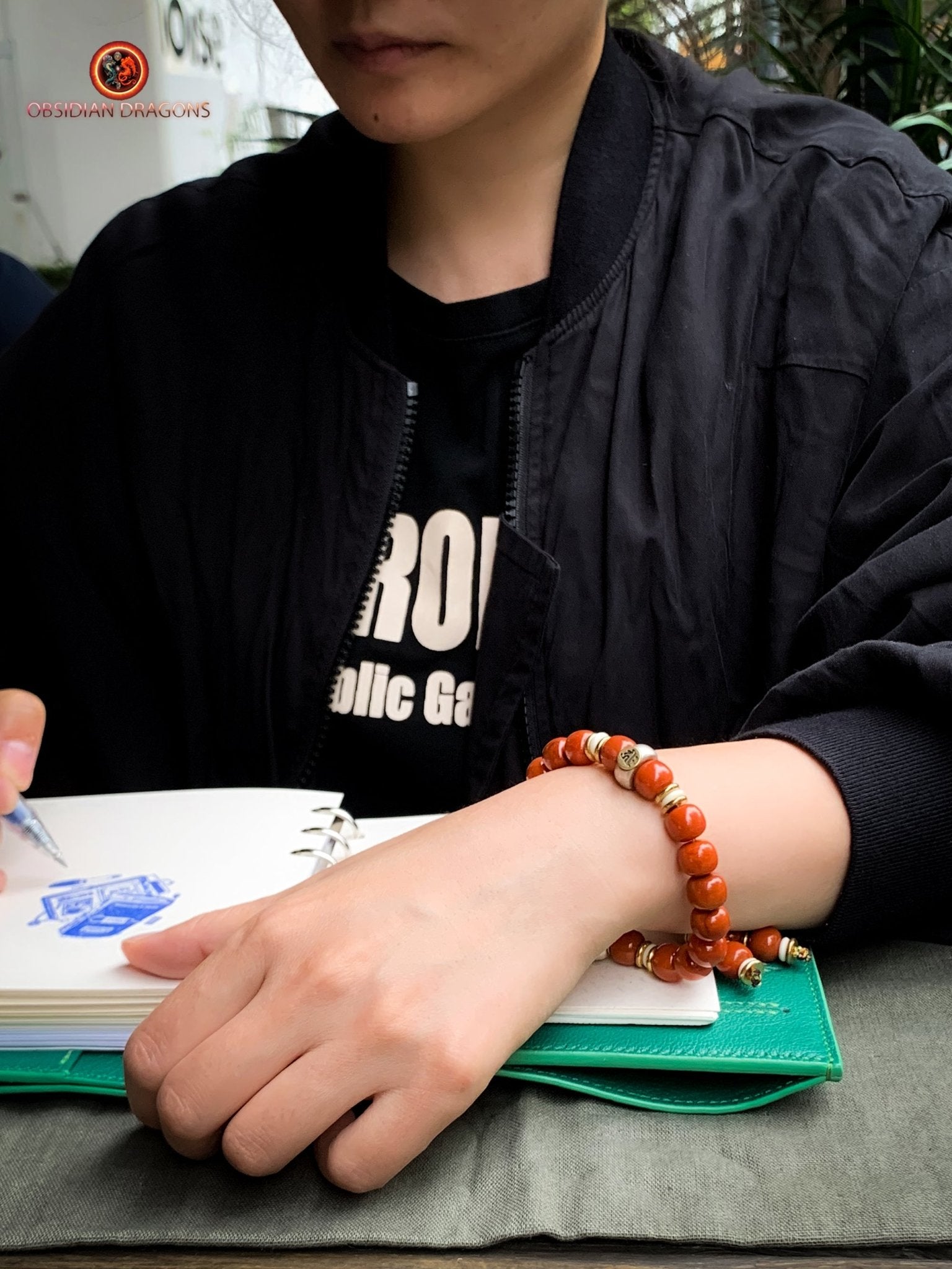 Bracelet bouddhiste en agate nan hong- Syllabe Hrih | obsidian dragons