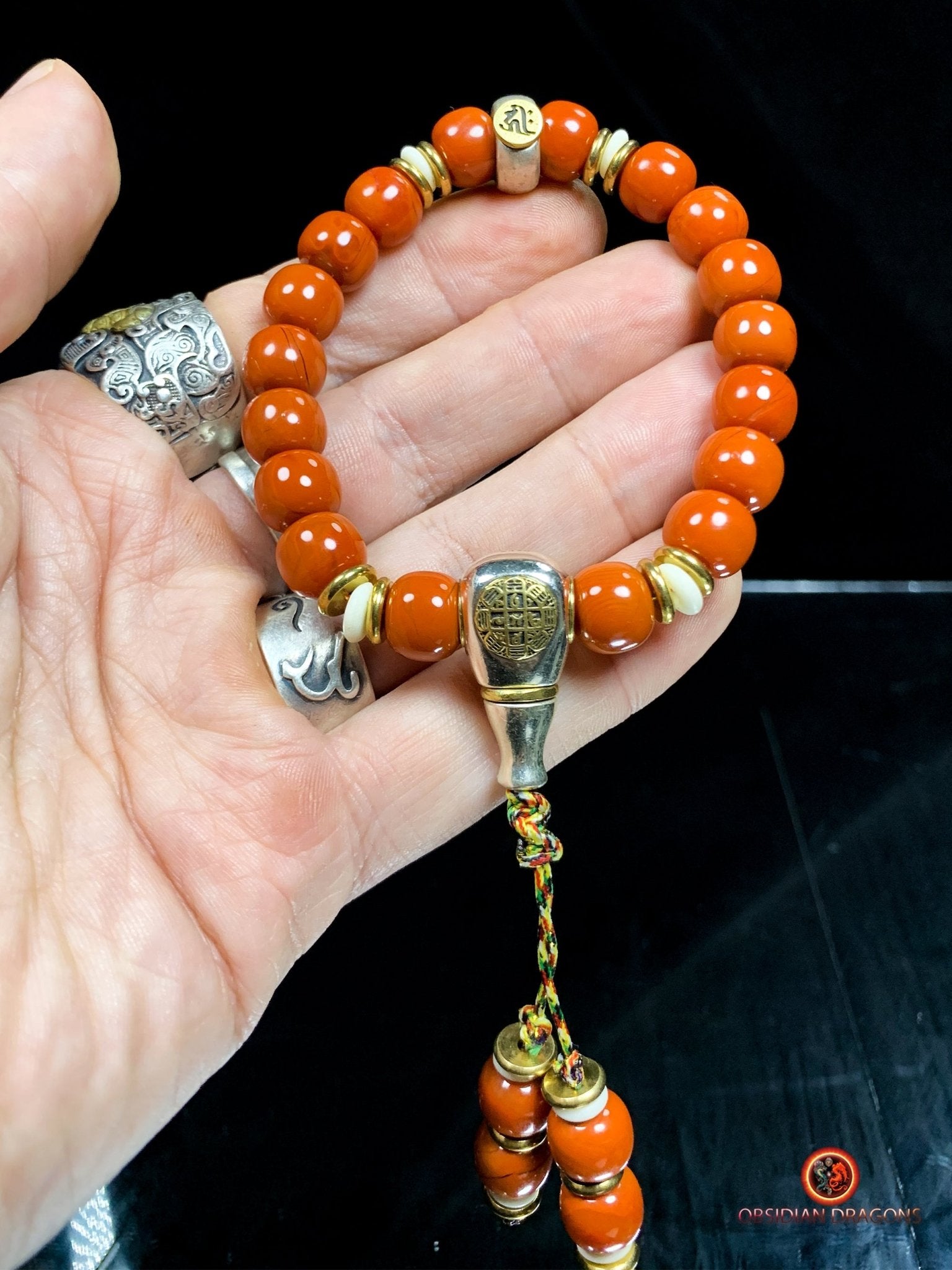 Bracelet bouddhiste en agate nan hong- Syllabe Hrih | obsidian dragons