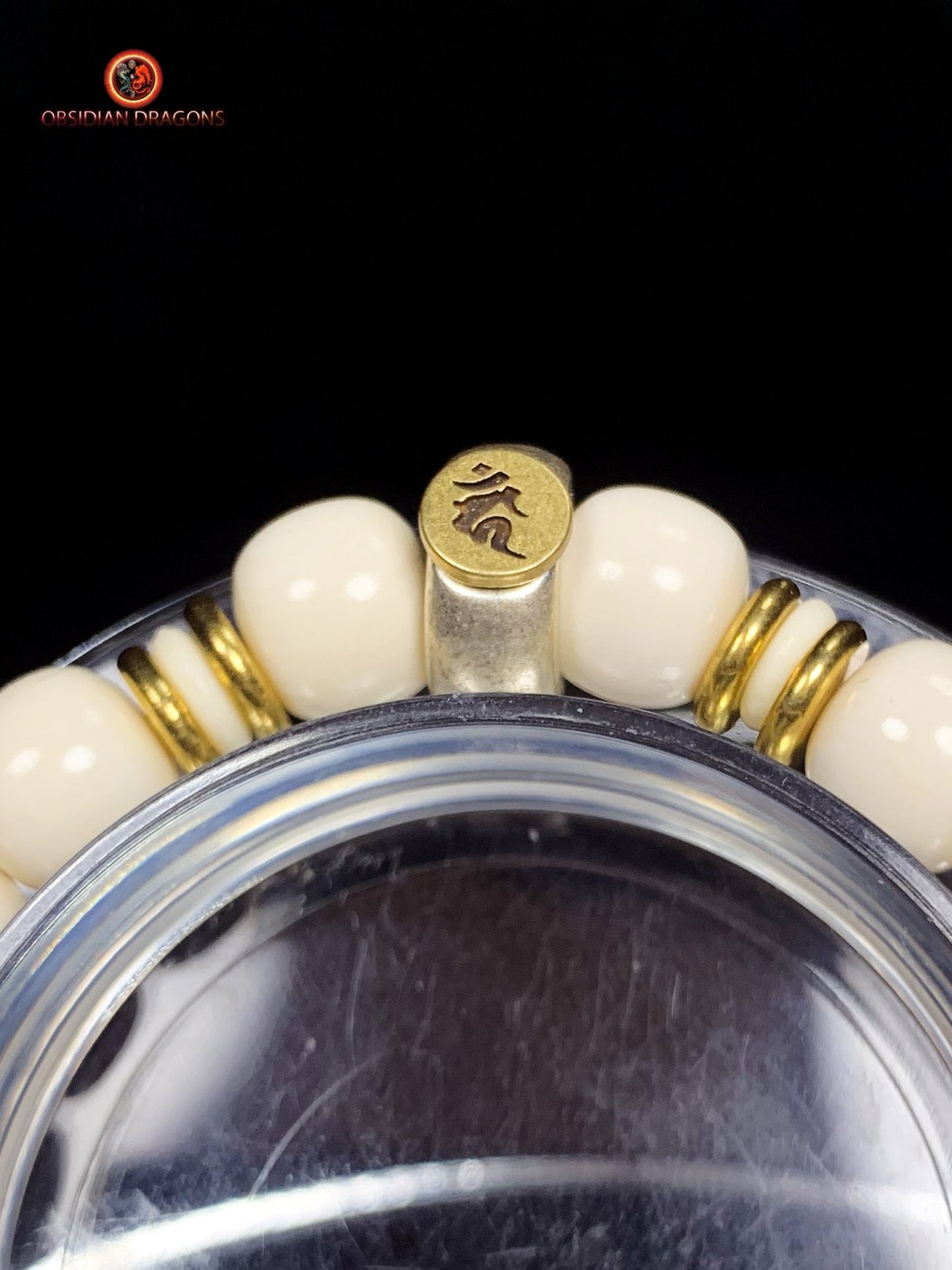 Bracelet bouddhiste en ivoire de mammouth - Syllabe Ham | obsidian dragons