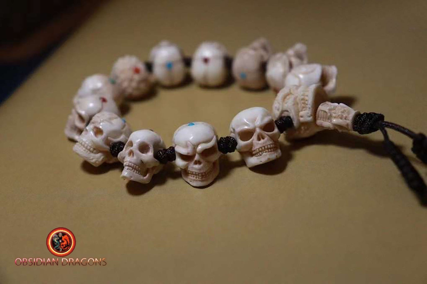 Bracelet crânes - bois de cerf et pierres - Artisanal et rare | obsidian dragons
