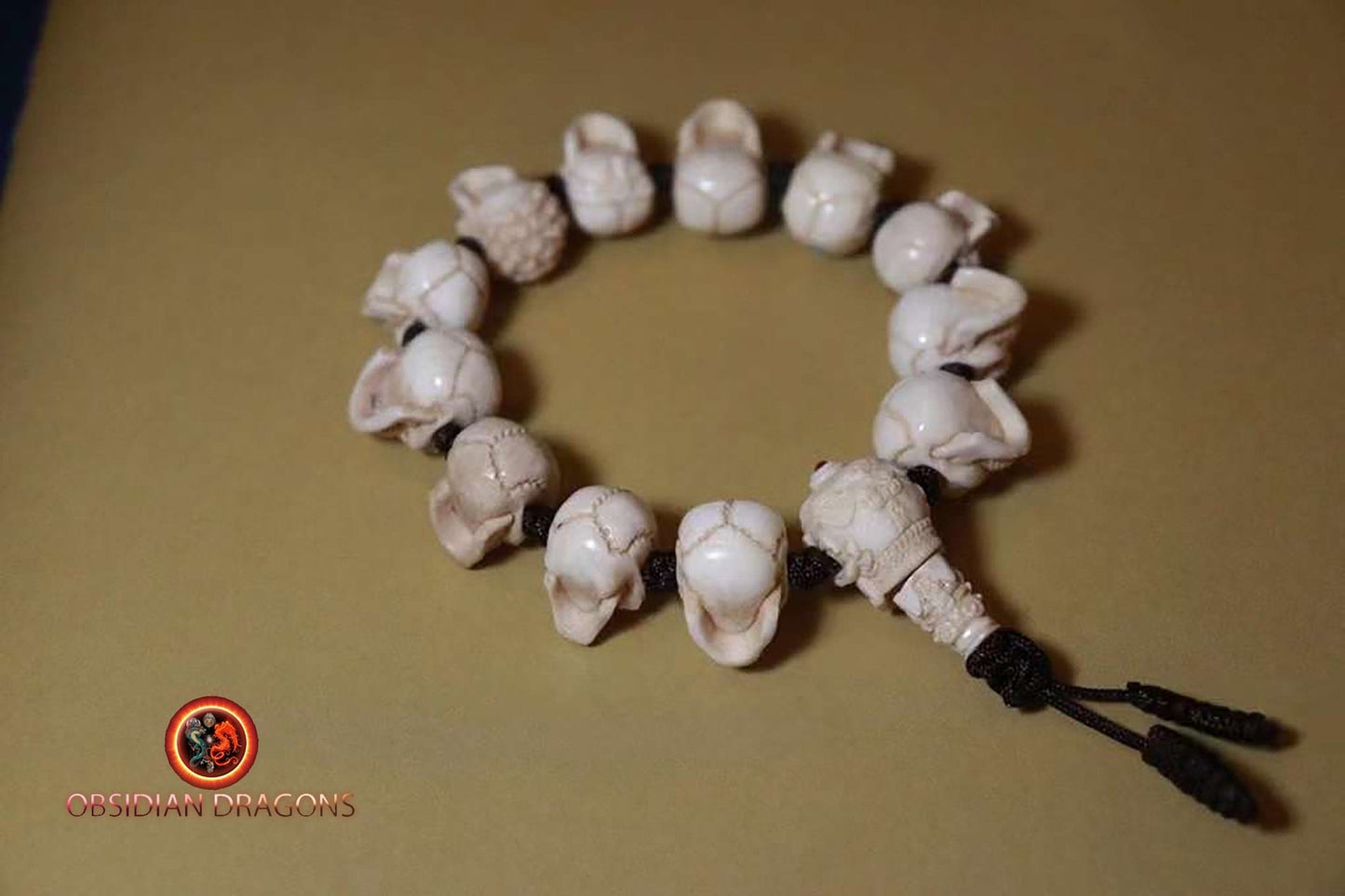 Bracelet crânes - bois de cerf et pierres - Artisanal et rare | obsidian dragons