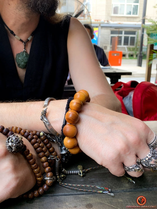 Bracelet en Bois de Camphre - Bien-être et Anti-Insectes | obsidian dragons