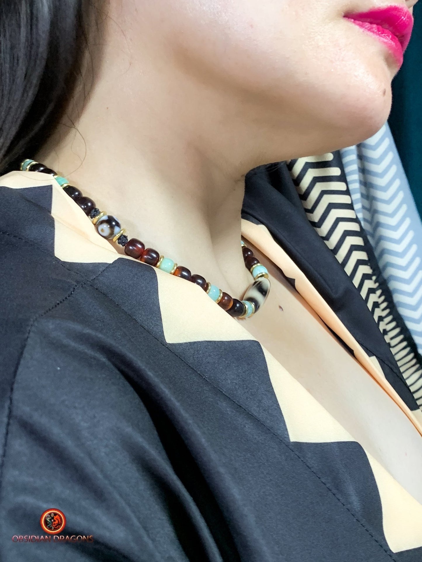 Collier DZI- Amulette tibétaine- DZI à dents de tigre | obsidian dragons
