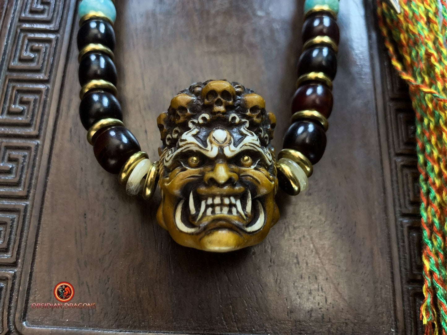 Collier Tibétain Mahakala en Bois de Cerf | obsidian dragons