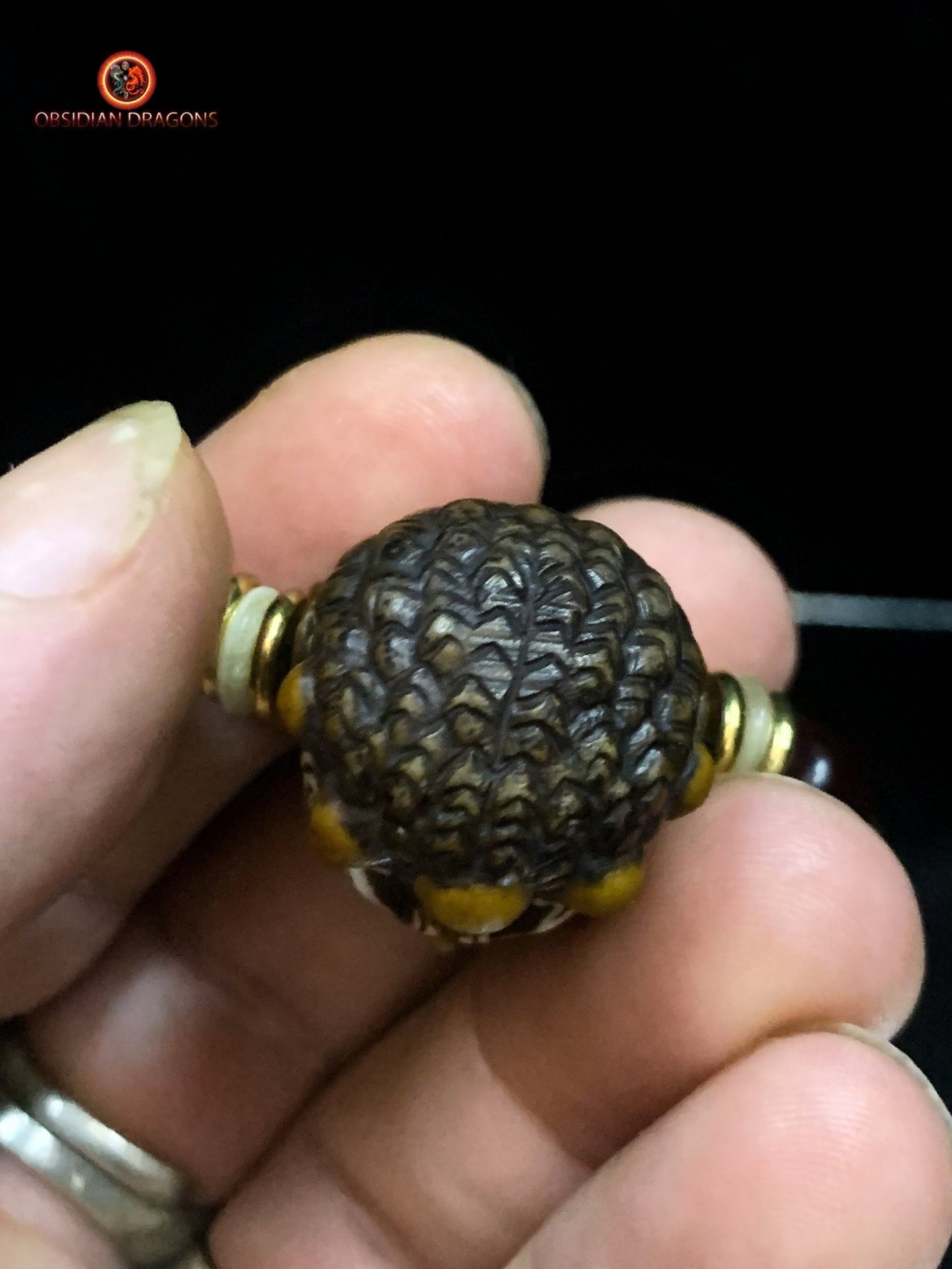 Collier Tibétain Mahakala en Bois de Cerf | obsidian dragons