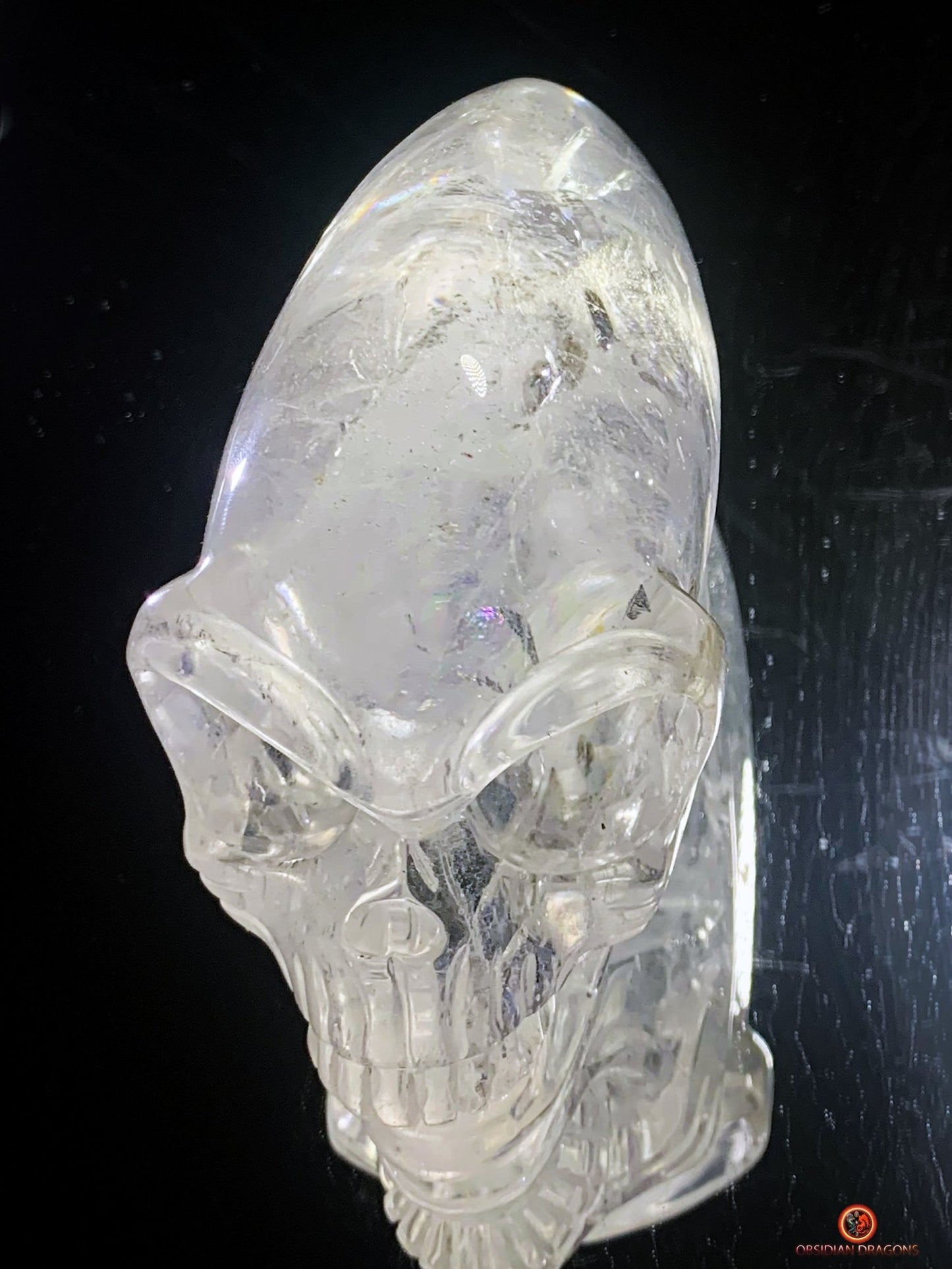 Crâne Alien en Cristal de Roche – Inclusions Arc-en-Ciel | obsidian dragons