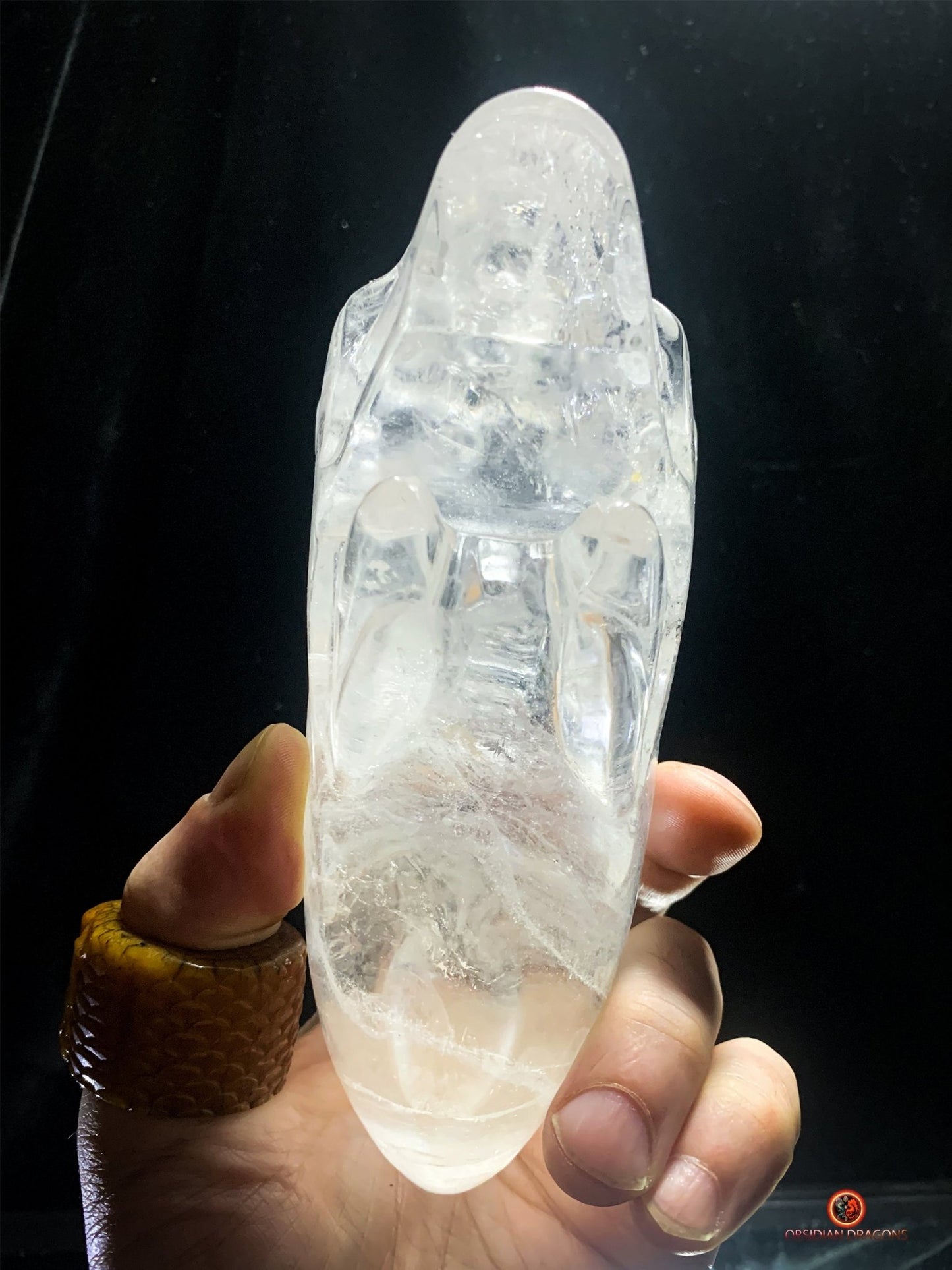 Crâne Alien en Cristal de Roche – Inclusions Arc-en-Ciel - obsidian dragons