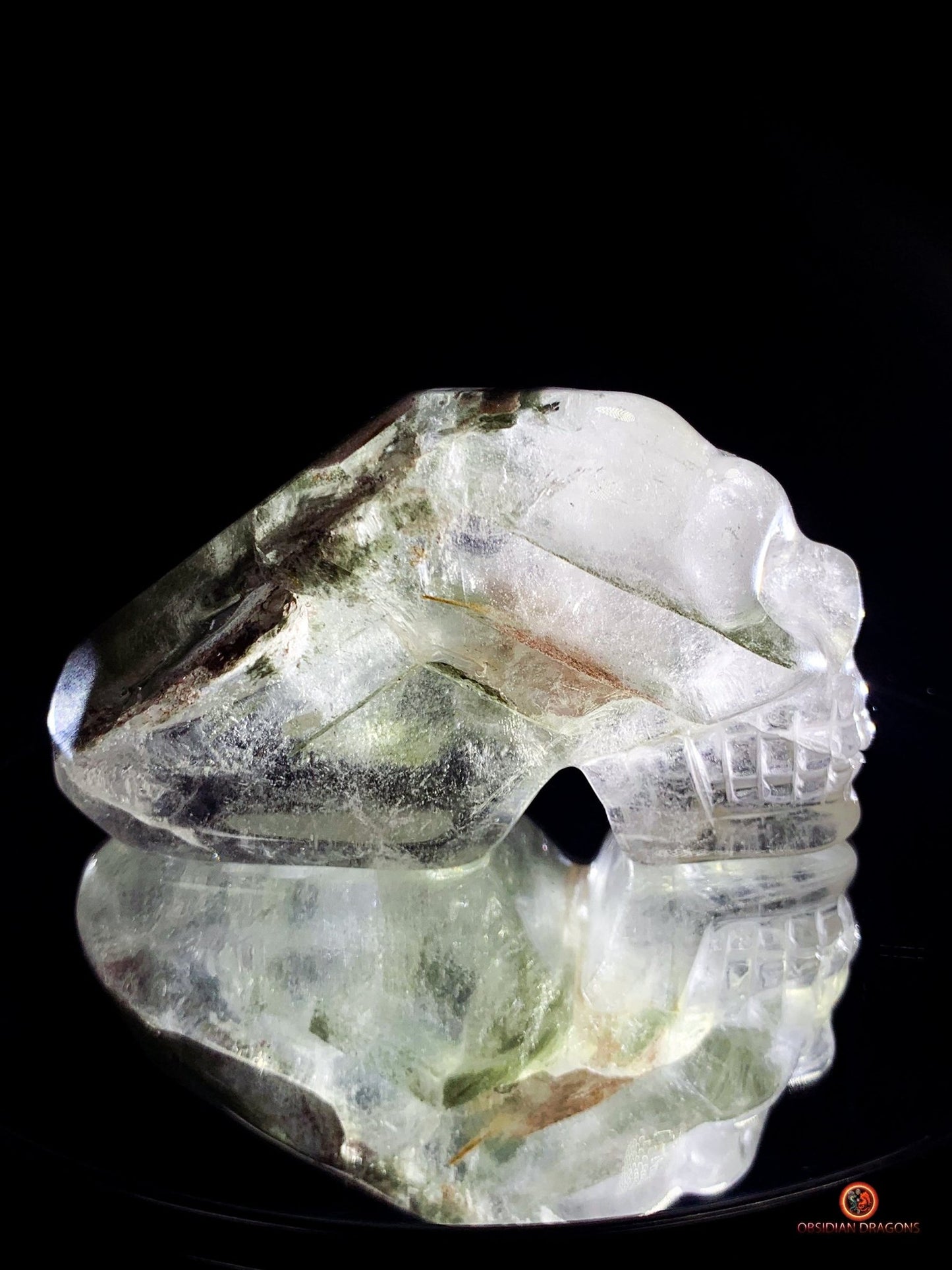 Crâne de cristal allongé - Quartz fantôme - Énergies | obsidian dragons