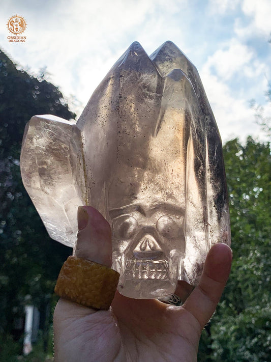 Crâne de Cristal - Quartz naturel Sculpté et Volumes Bruts | obsidian dragons