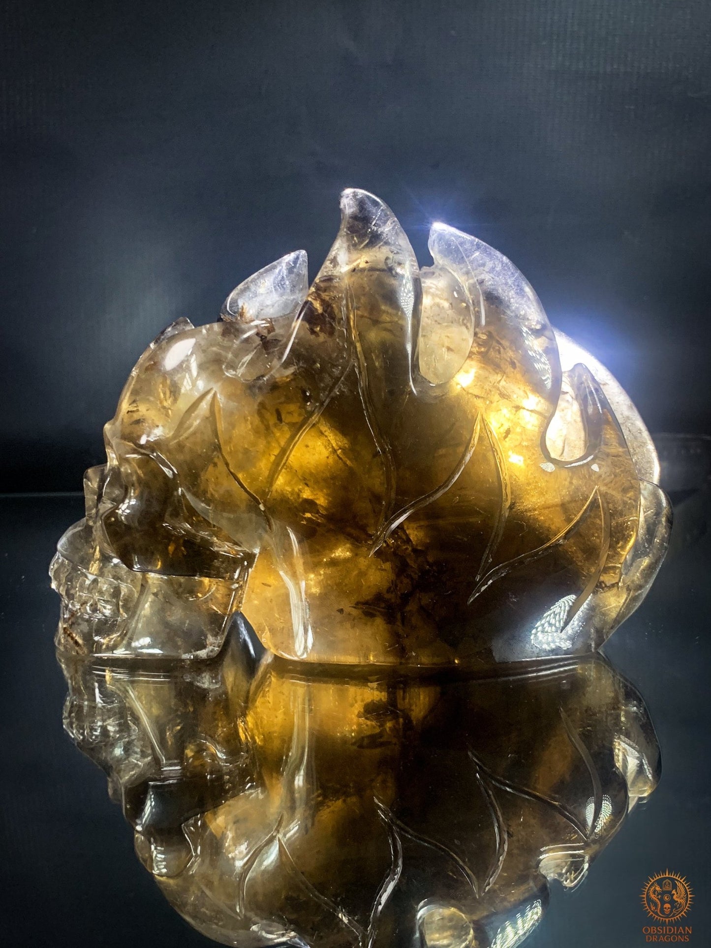 Crâne de Cristal allongé en Quartz Fumé - Crâne enflammé | obsidian dragons