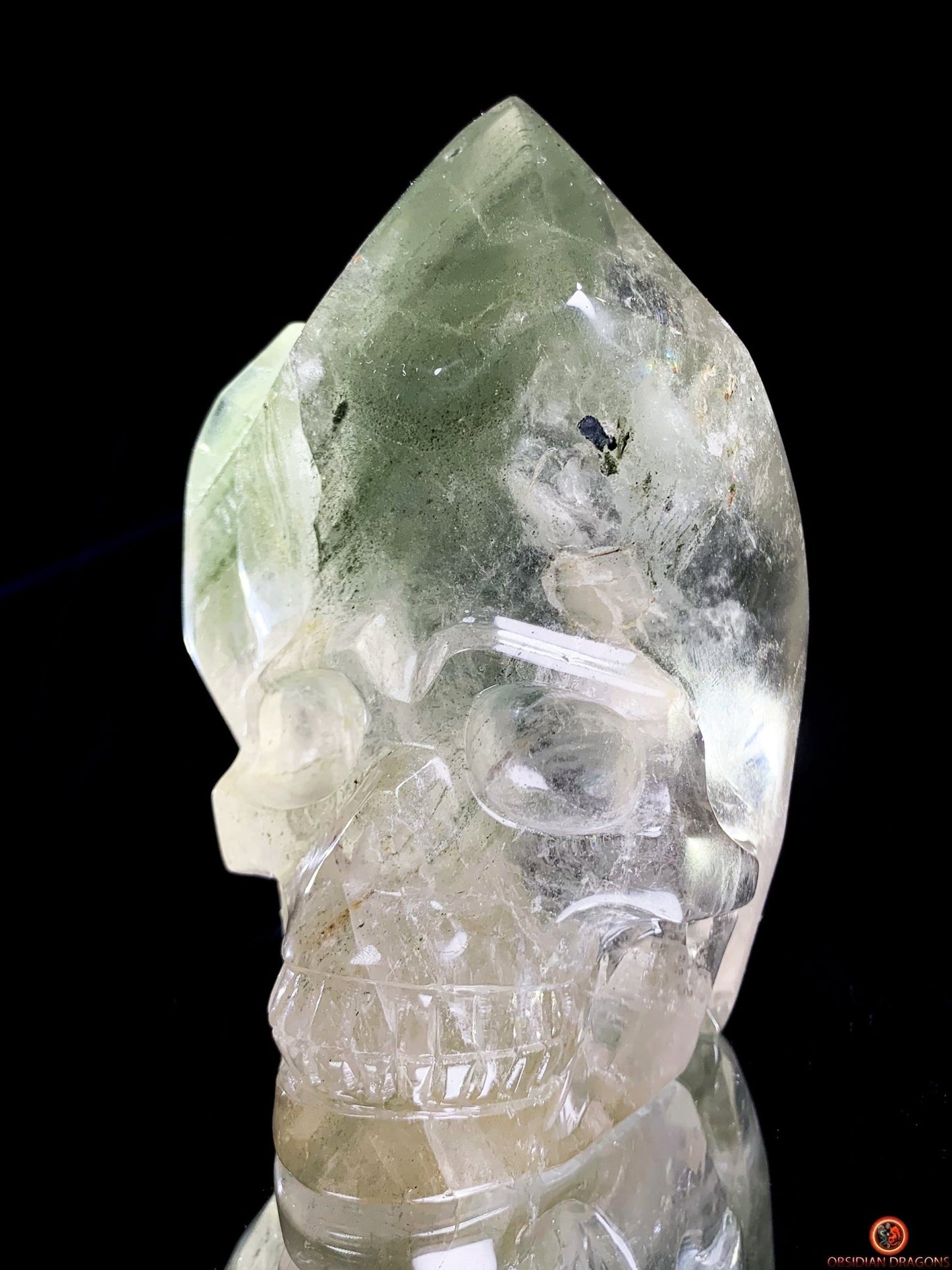 Crâne de Cristal en Quartz Fantôme - Lodolite – Éveil Minéral | obsidian dragons