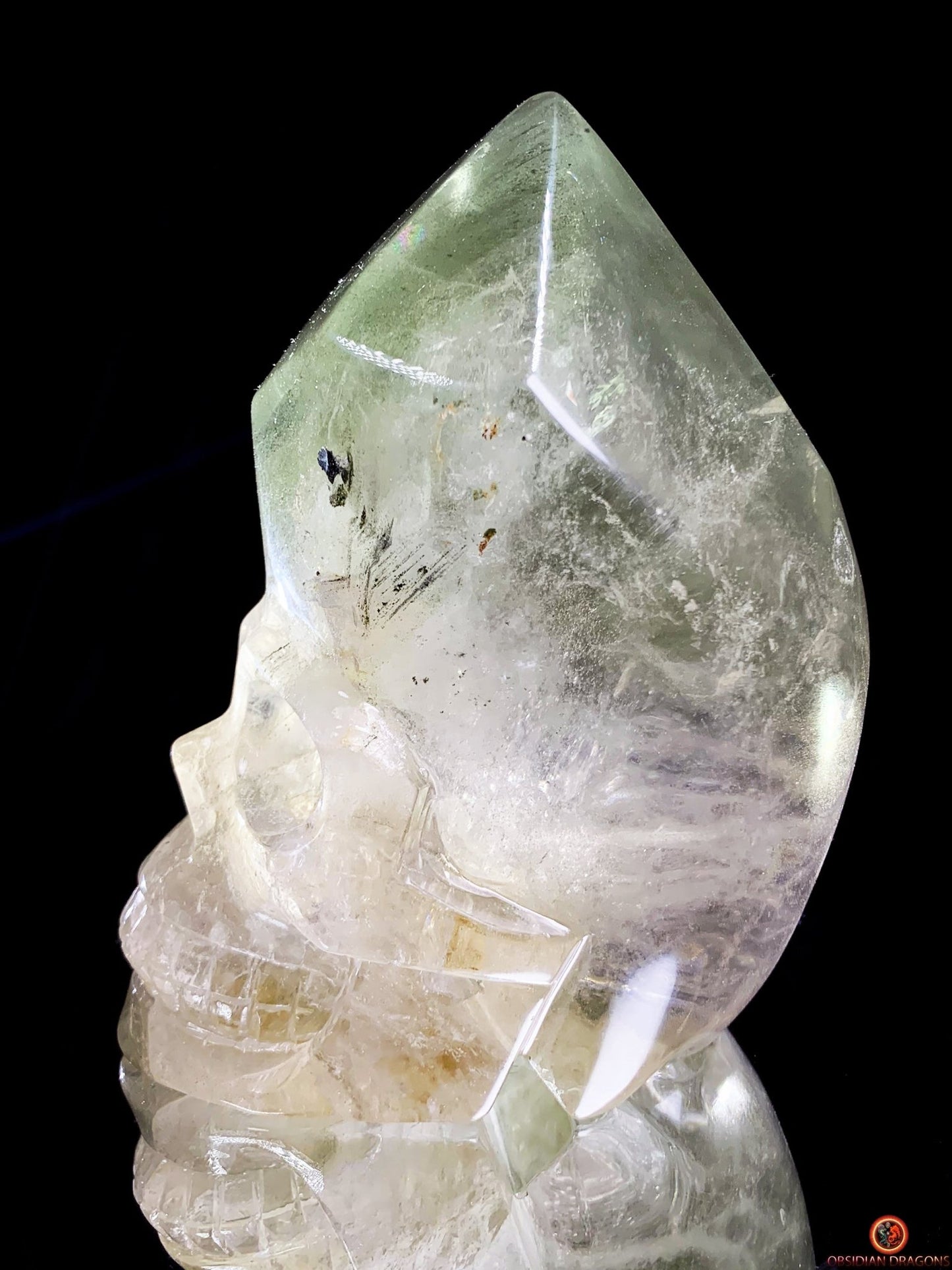 Crâne de Cristal en Quartz Fantôme - Lodolite – Éveil Minéral | obsidian dragons