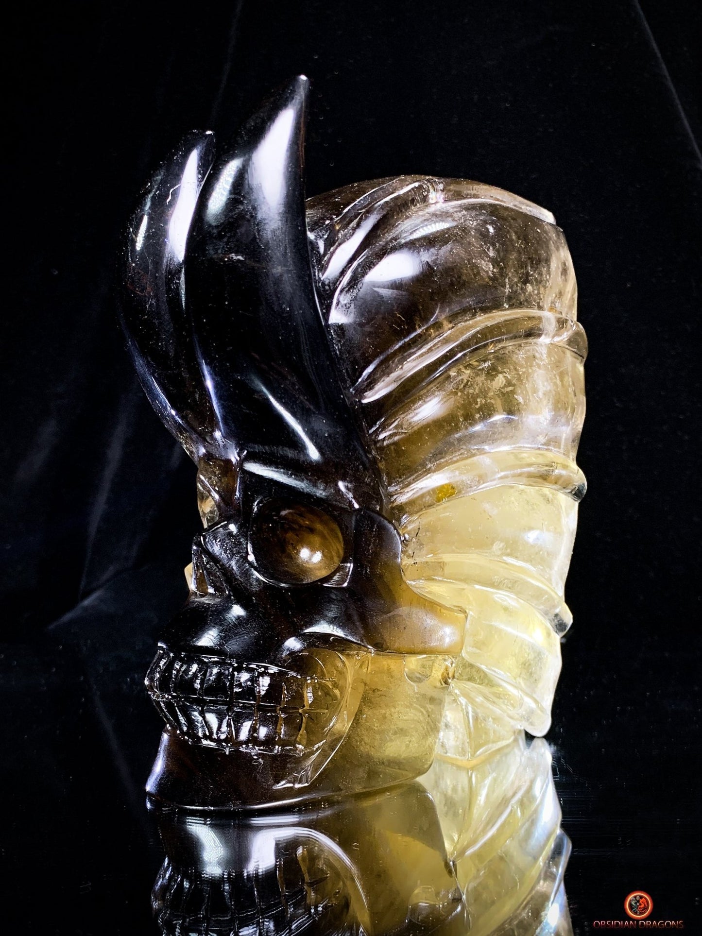 Crâne de Cristal en Quartz Fumé – Sanctuaire d’un Esprit Yōkai | obsidian dragons