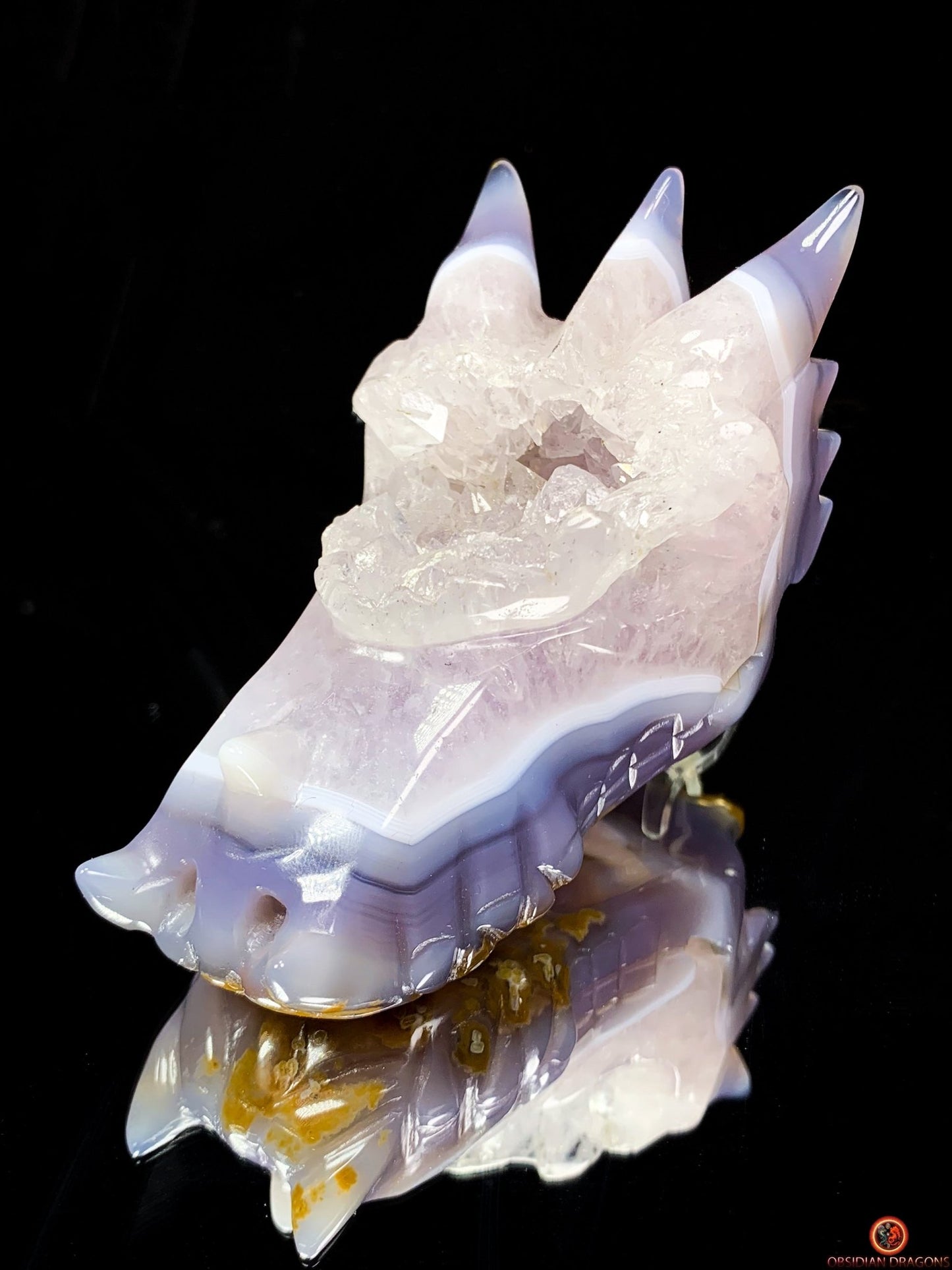 Crâne de Dragon en Géode de Quartz – Souffle de Cristal | obsidian dragons