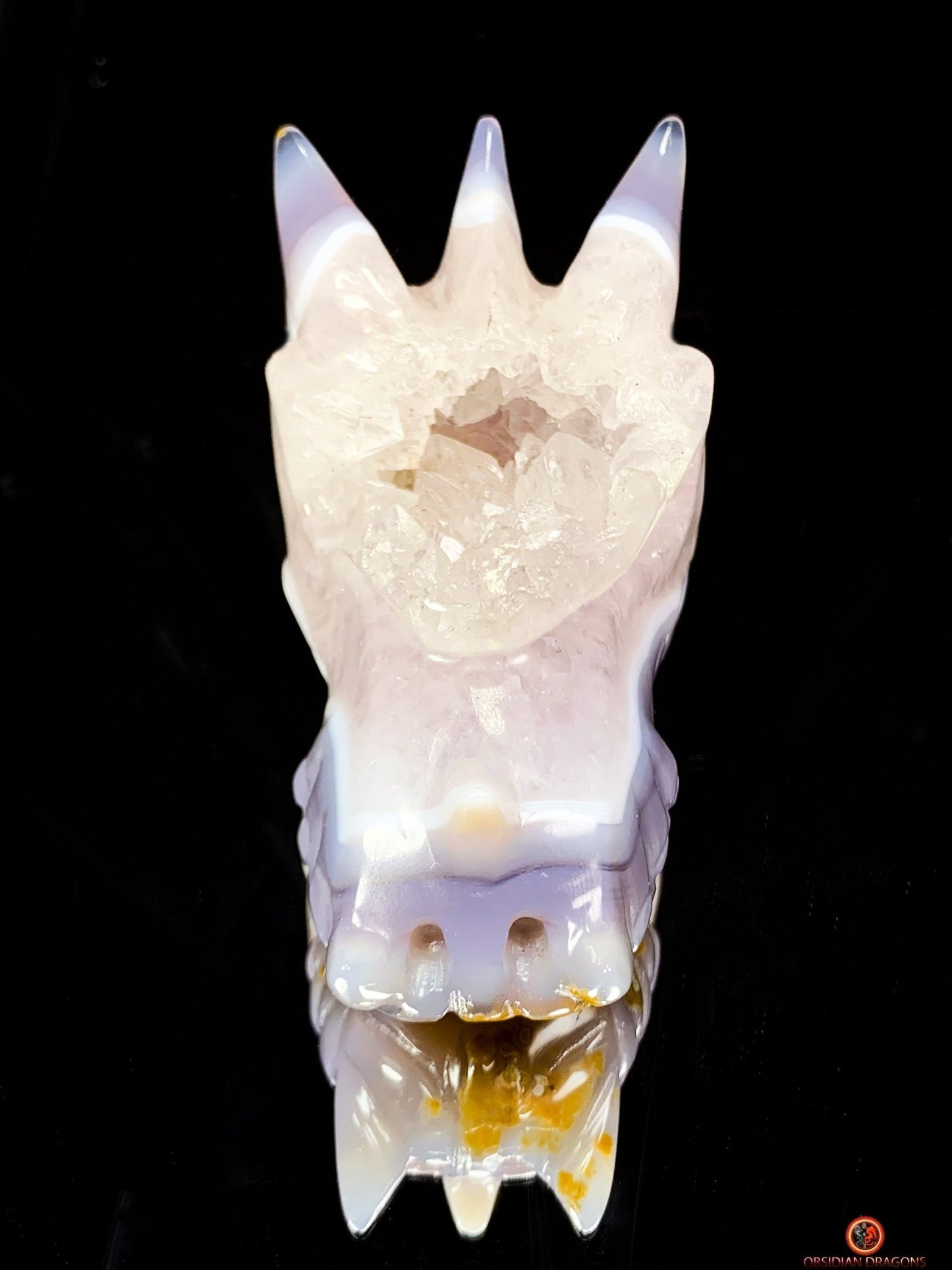 Crâne de Dragon en Géode de Quartz – Souffle de Cristal | obsidian dragons