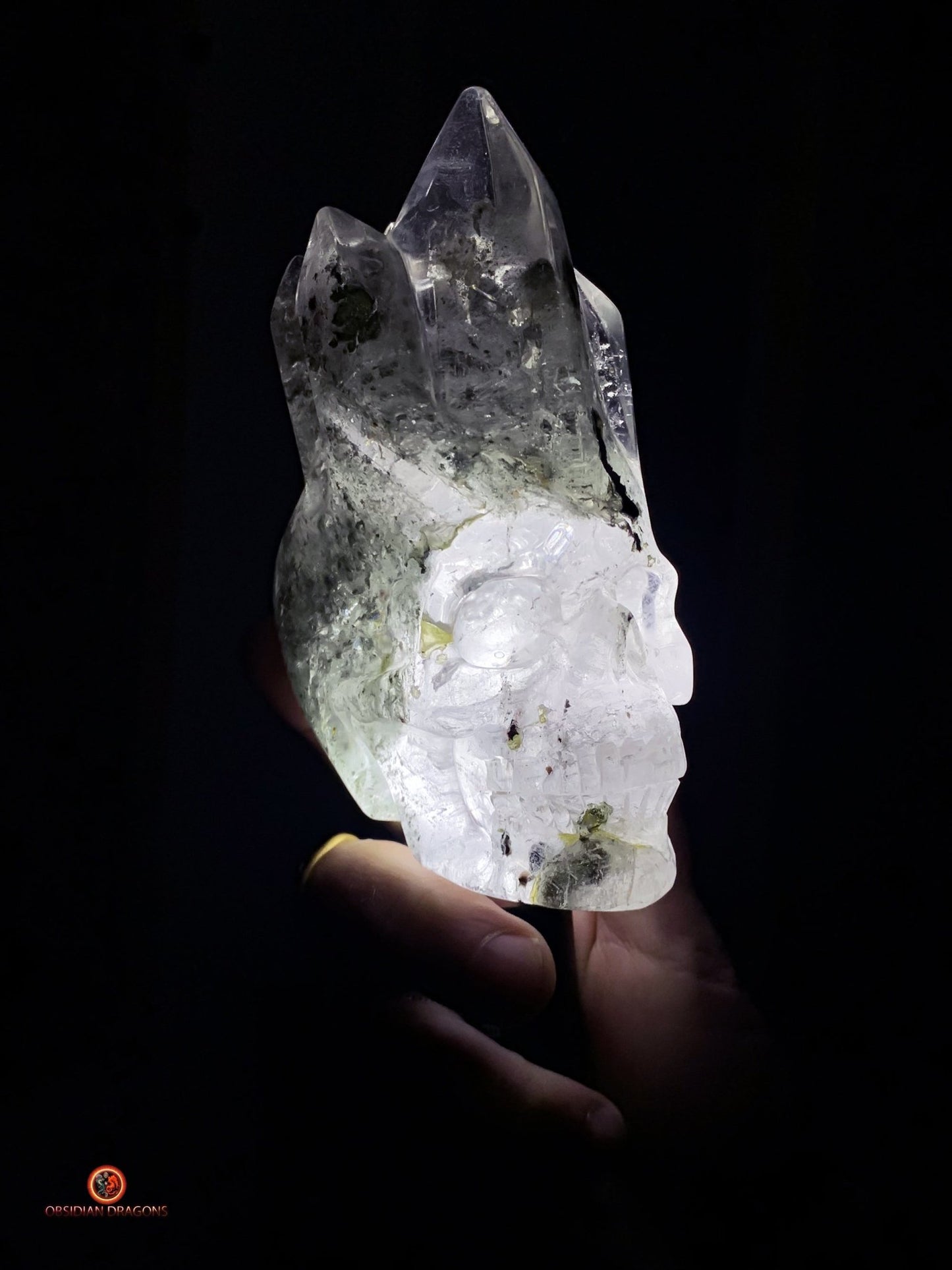 Crâne de cristal en quartz chlorite - Pièce Unique Sculptée | obsidian dragons
