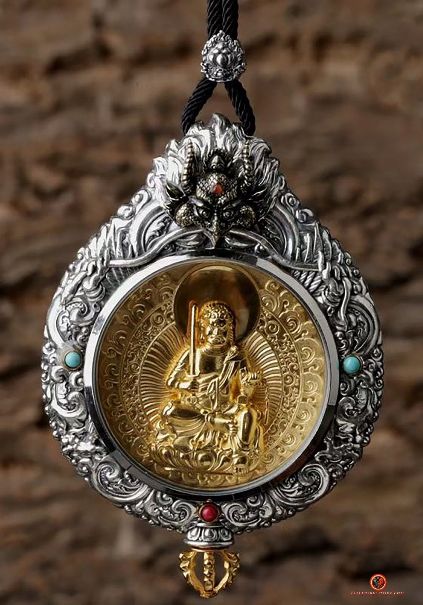 Ghau Bouddha Acala - Amulette Bouddhiste en Argent et or | obsidian dragons