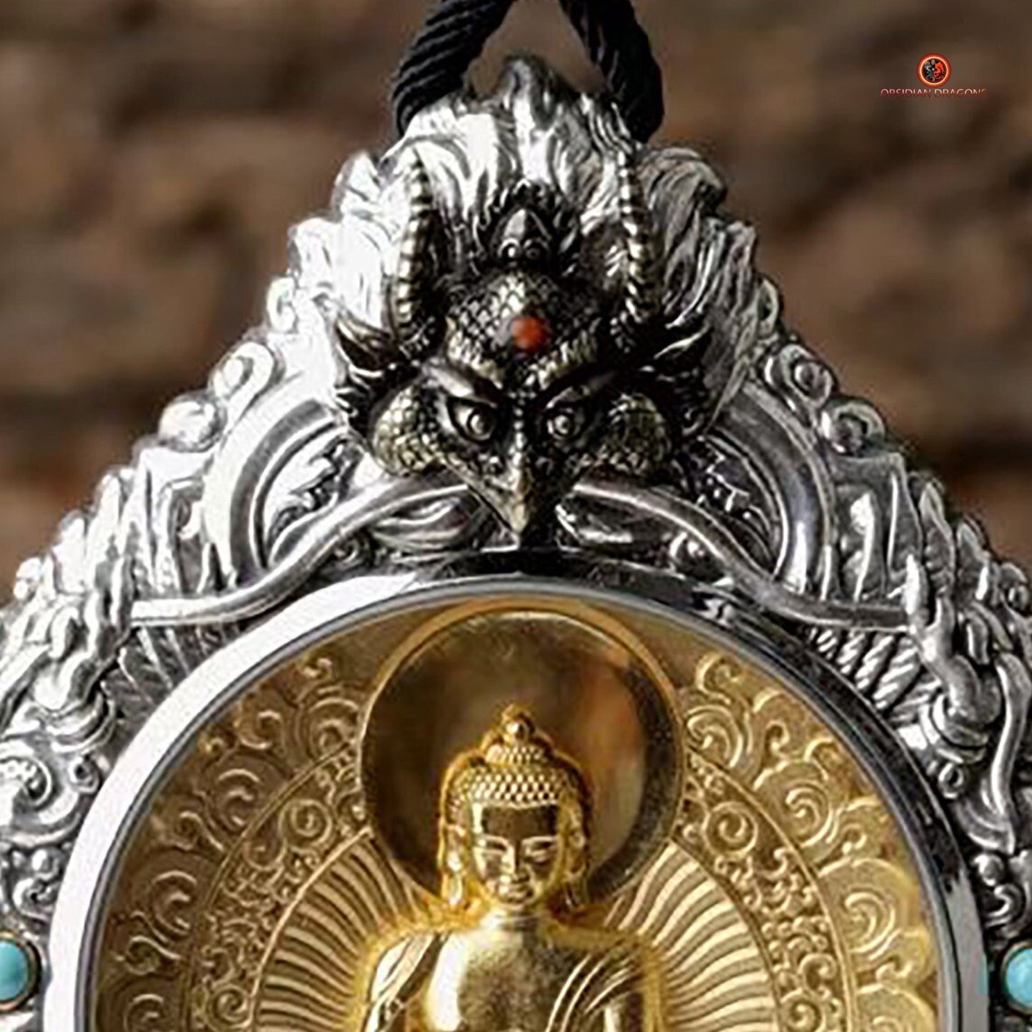 Ghau Bouddha Amitabha - Amulette Bouddhiste en Argent et or | obsidian dragons