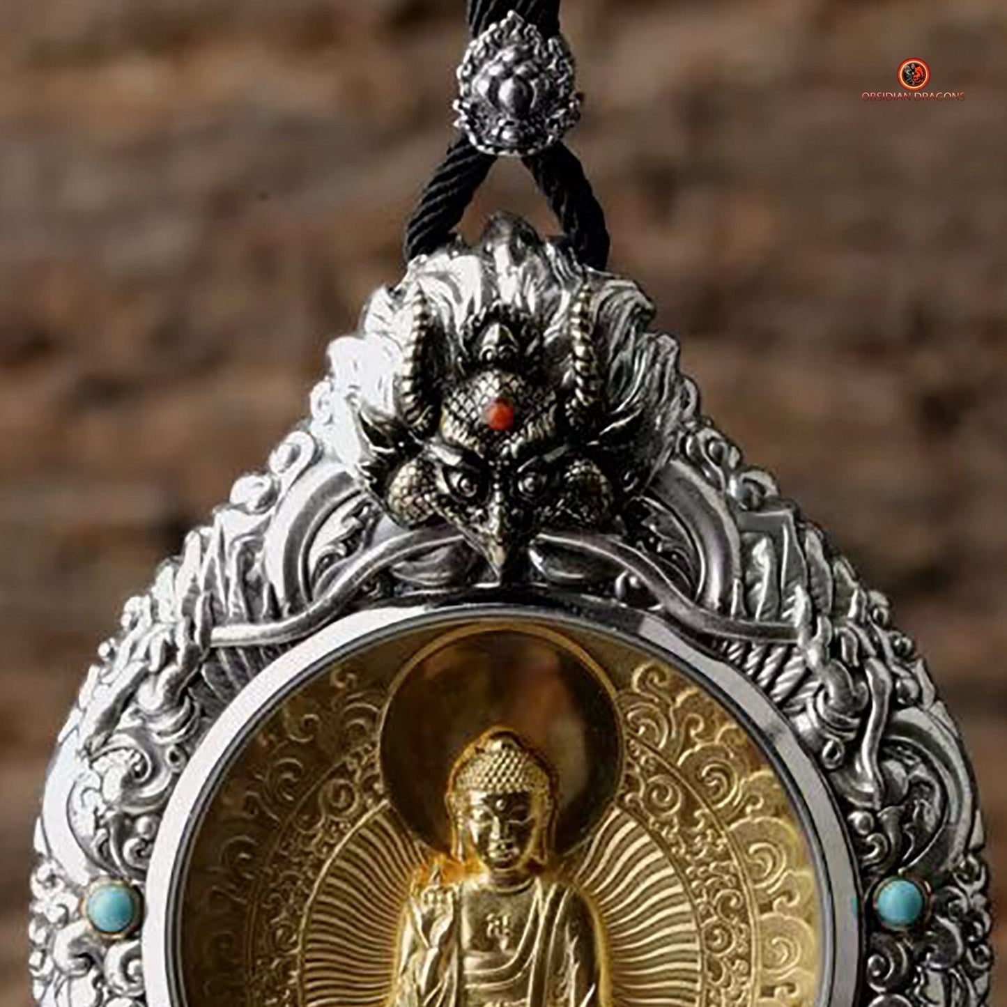 Ghau Bouddha Vairocana - Amulette Bouddhiste en Argent et or | obsidian dragons
