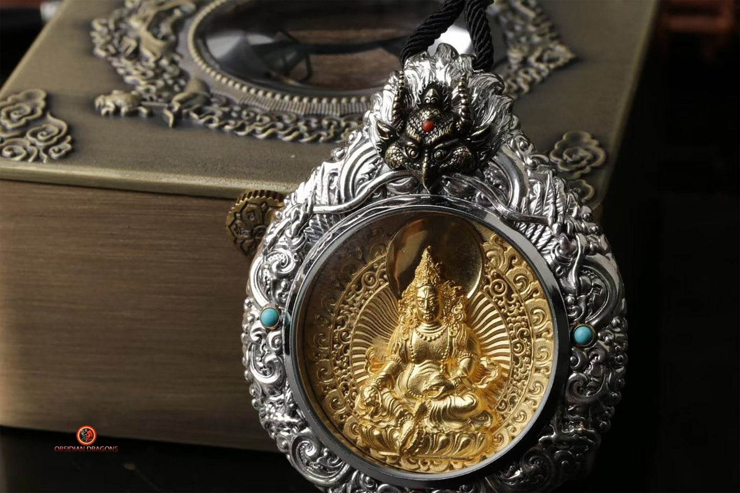 Ghau de Jambhala - Amulette Bouddhiste en Argent et or | obsidian dragons