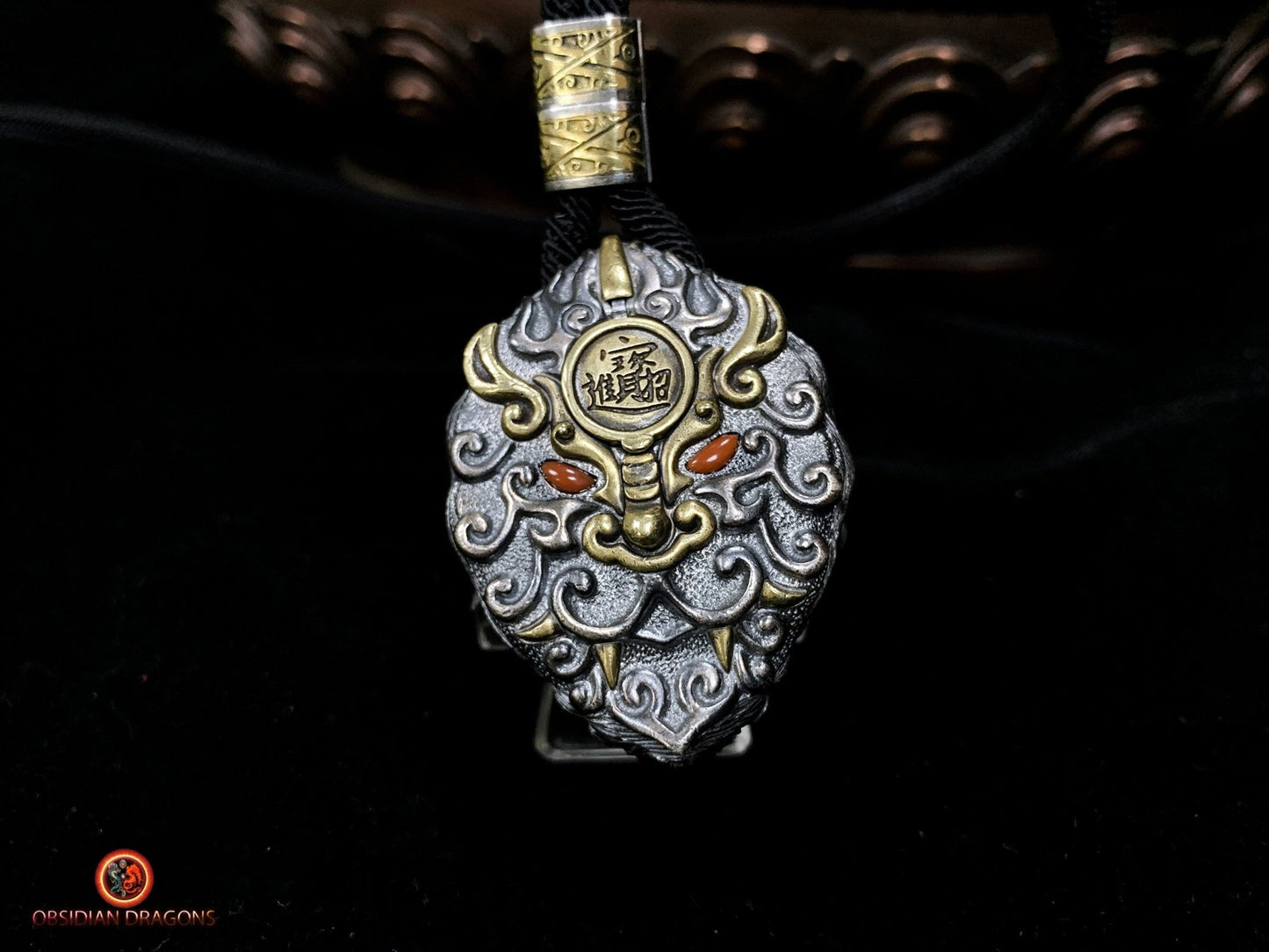 Grand Pendentif Pixiu en Argent - Protection Feng Shui et Chance | obsidian dragons