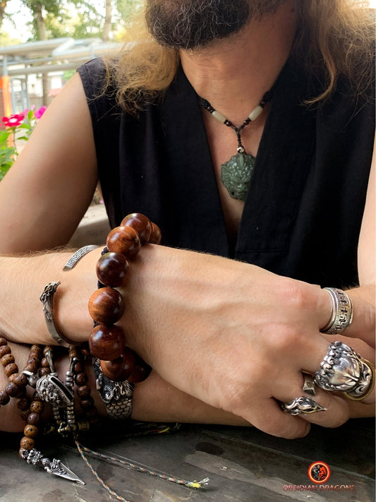 Mala de poignet en bois- Bracelet en bois de palissandre | obsidian dragons