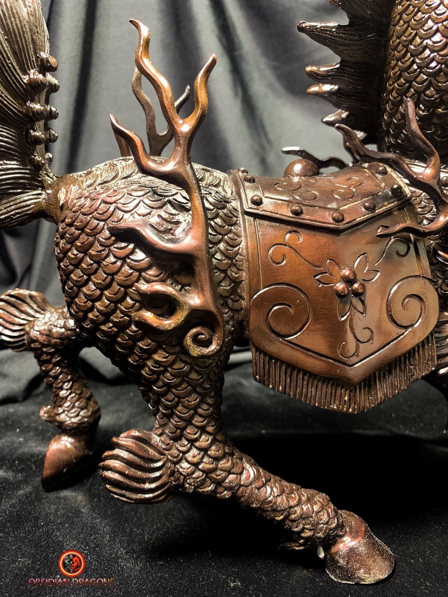Paire de Qilin en bronze - Statue Feng Shui rare et unique | obsidian dragons