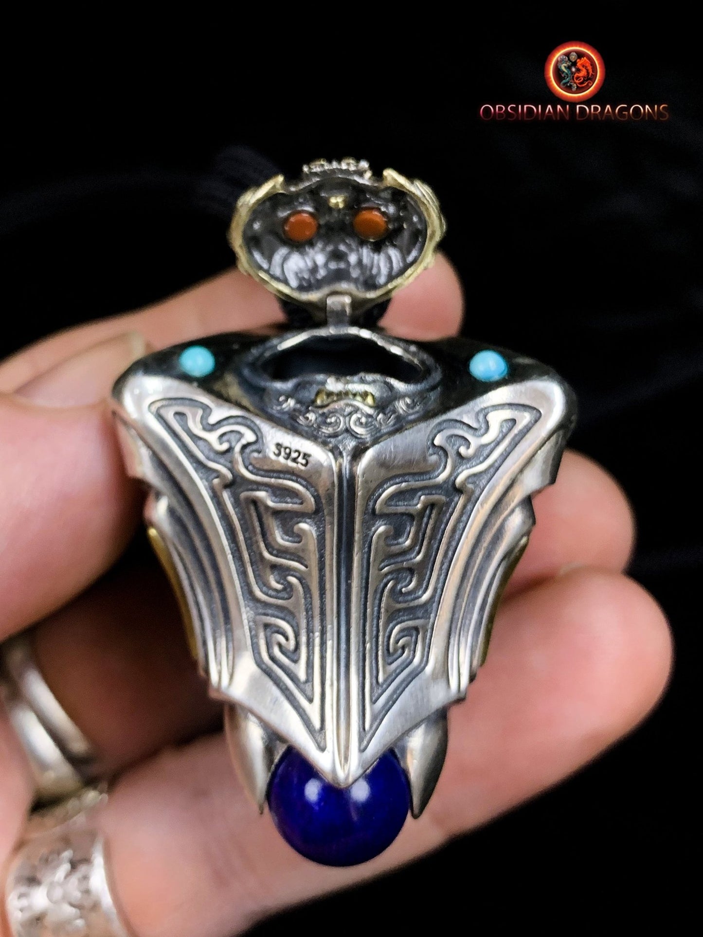 Pendentif Dragon en Argent - Amulette Bouddhiste et Feng Shui - obsidian dragons