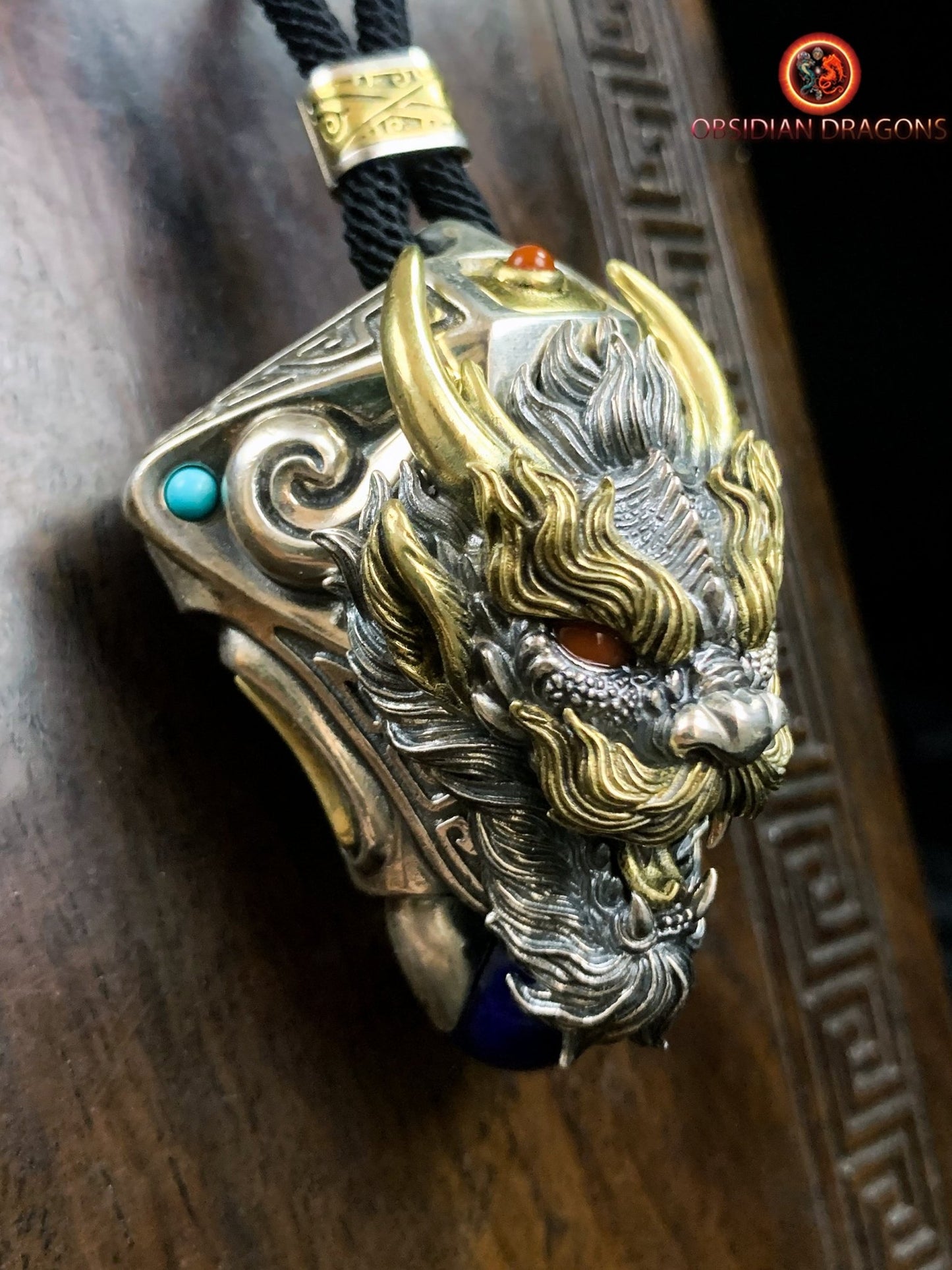 Pendentif Dragon en Argent - Amulette Bouddhiste et Feng Shui | obsidian dragons
