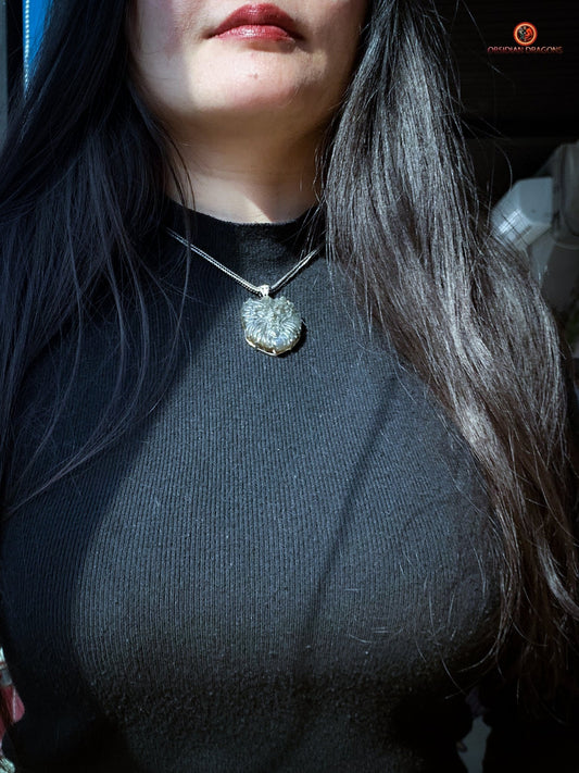 Pendentif Dragon en Labradorite et Argent - Talisman de Protection | obsidian dragons