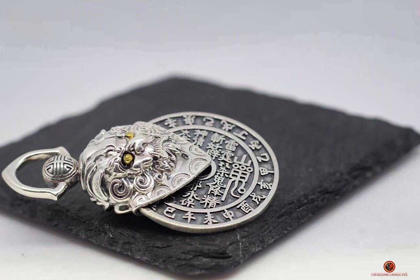 Pendentif Feng Shui en Argent 925 – Lion Gardien Protecteur | obsidian dragons