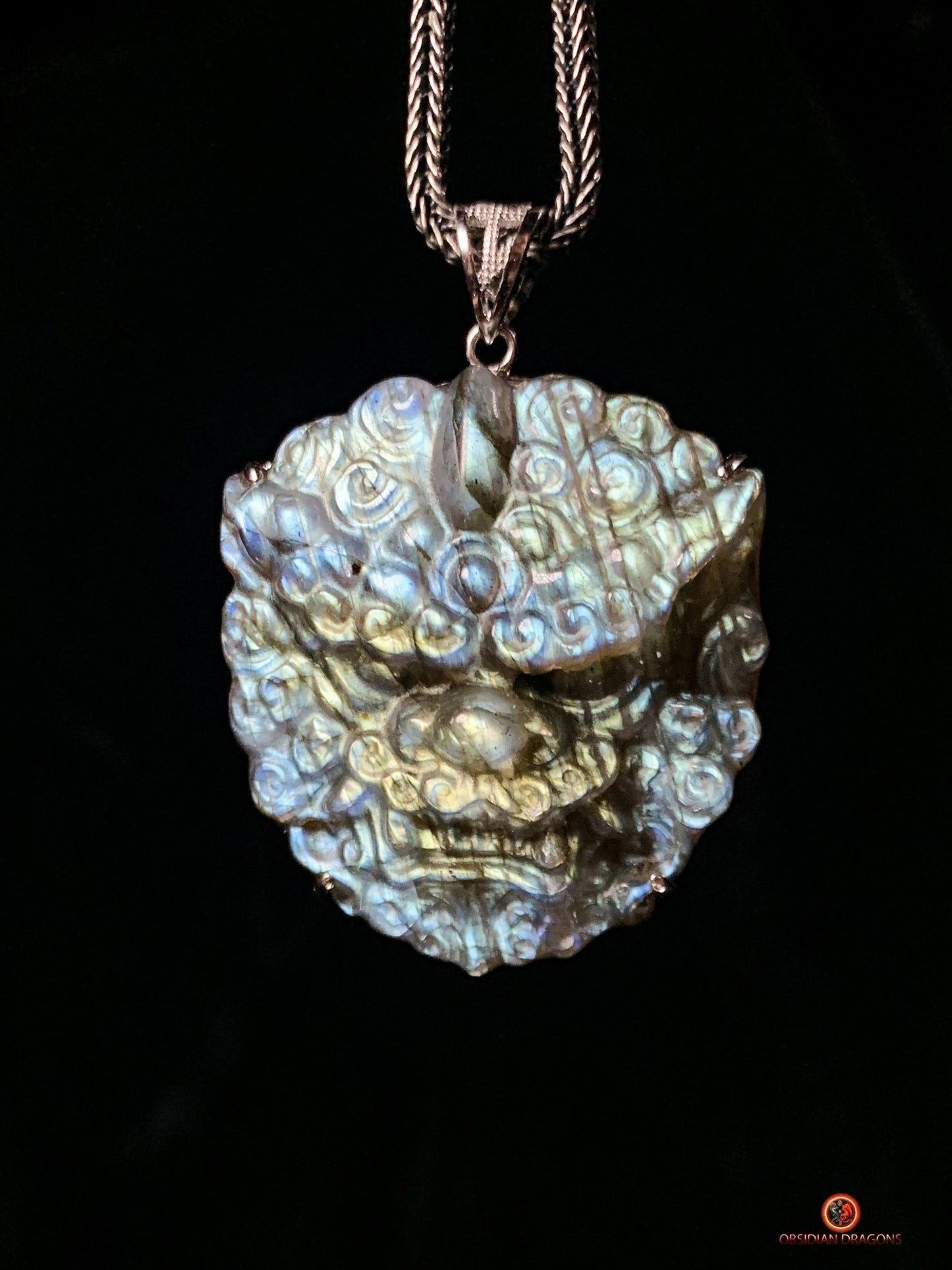 Pendentif Pixiu en Labradorite serti en argent - Bonne fortune | obsidian dragons