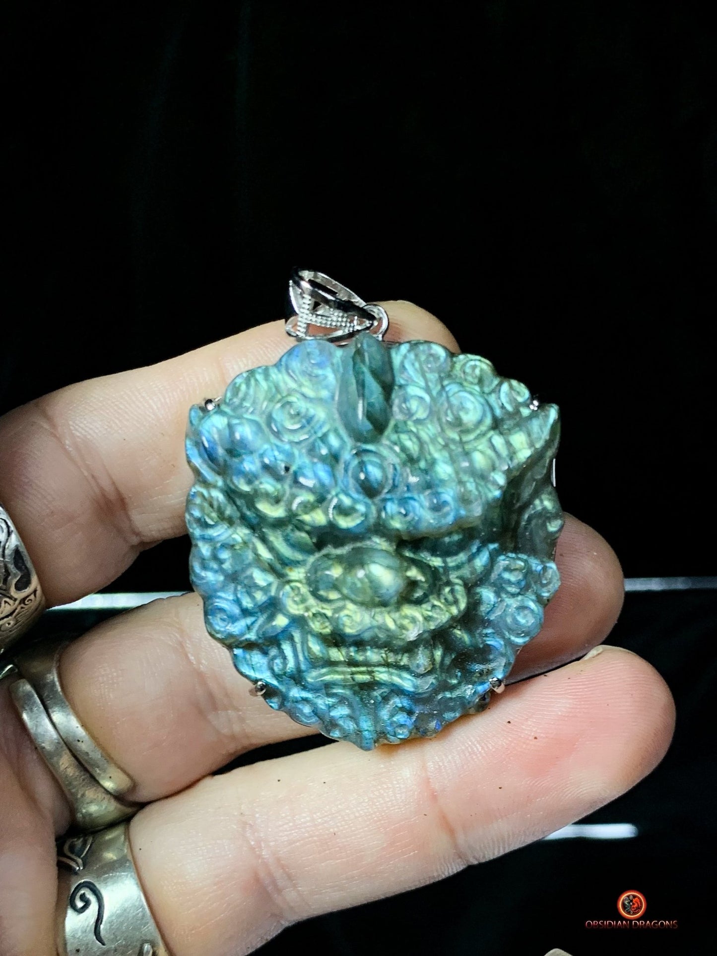 Pendentif Pixiu en Labradorite serti en argent - Bonne fortune | obsidian dragons