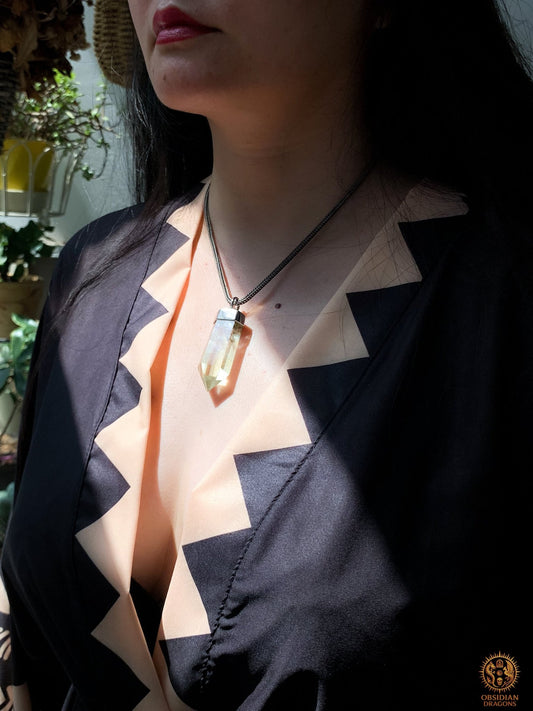 Pendentif Pointe de Cristal – Citrine - Lame de Lumière | obsidian dragons