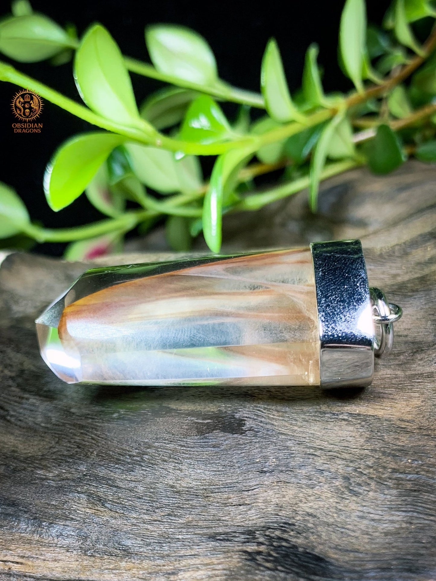 Pendentif Pointe de Cristal – Quartz à Amphiboles – Plume de phenix - obsidian dragons